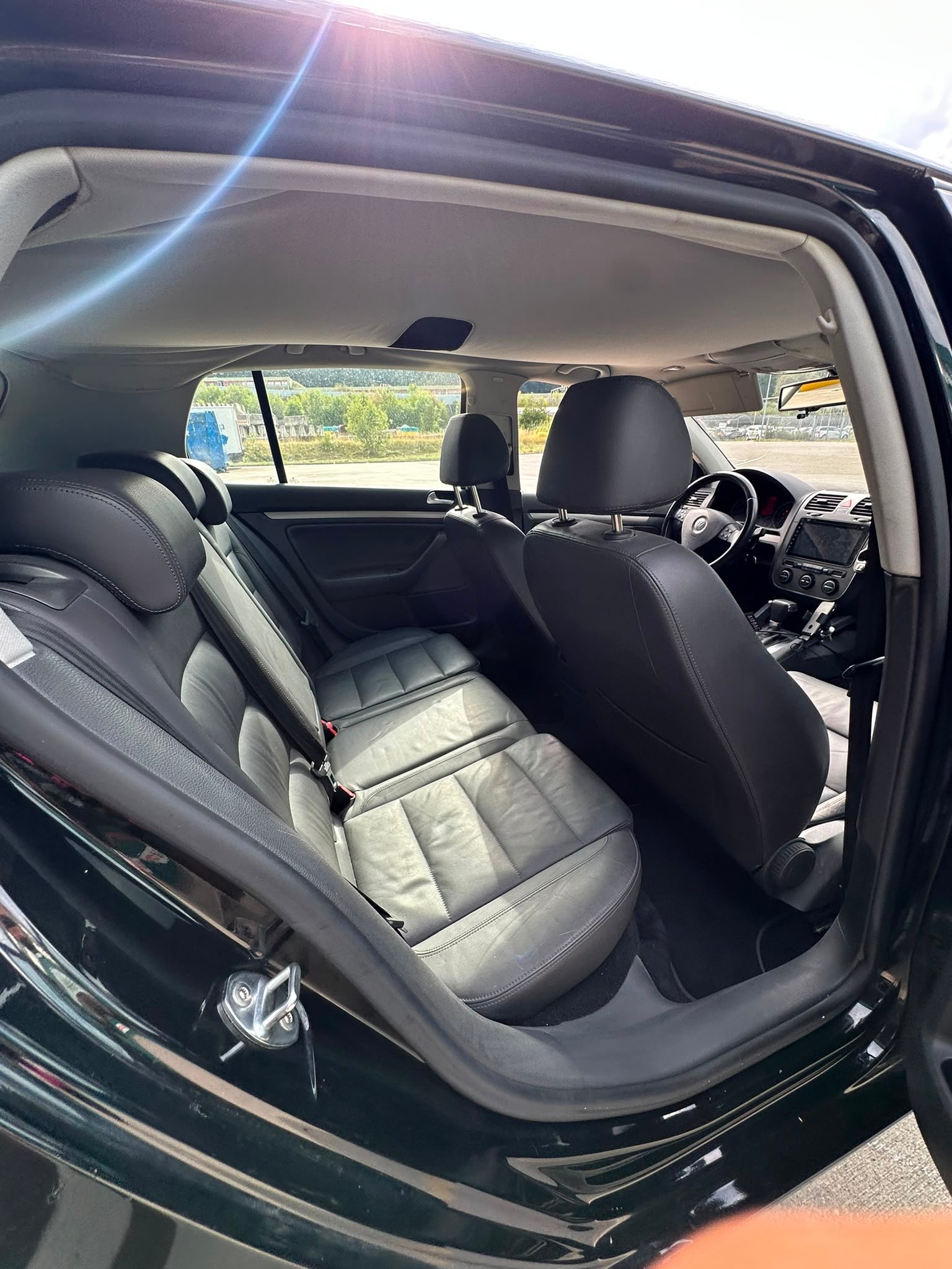 VW Golf 2.0 FSI Comfortline-image-4