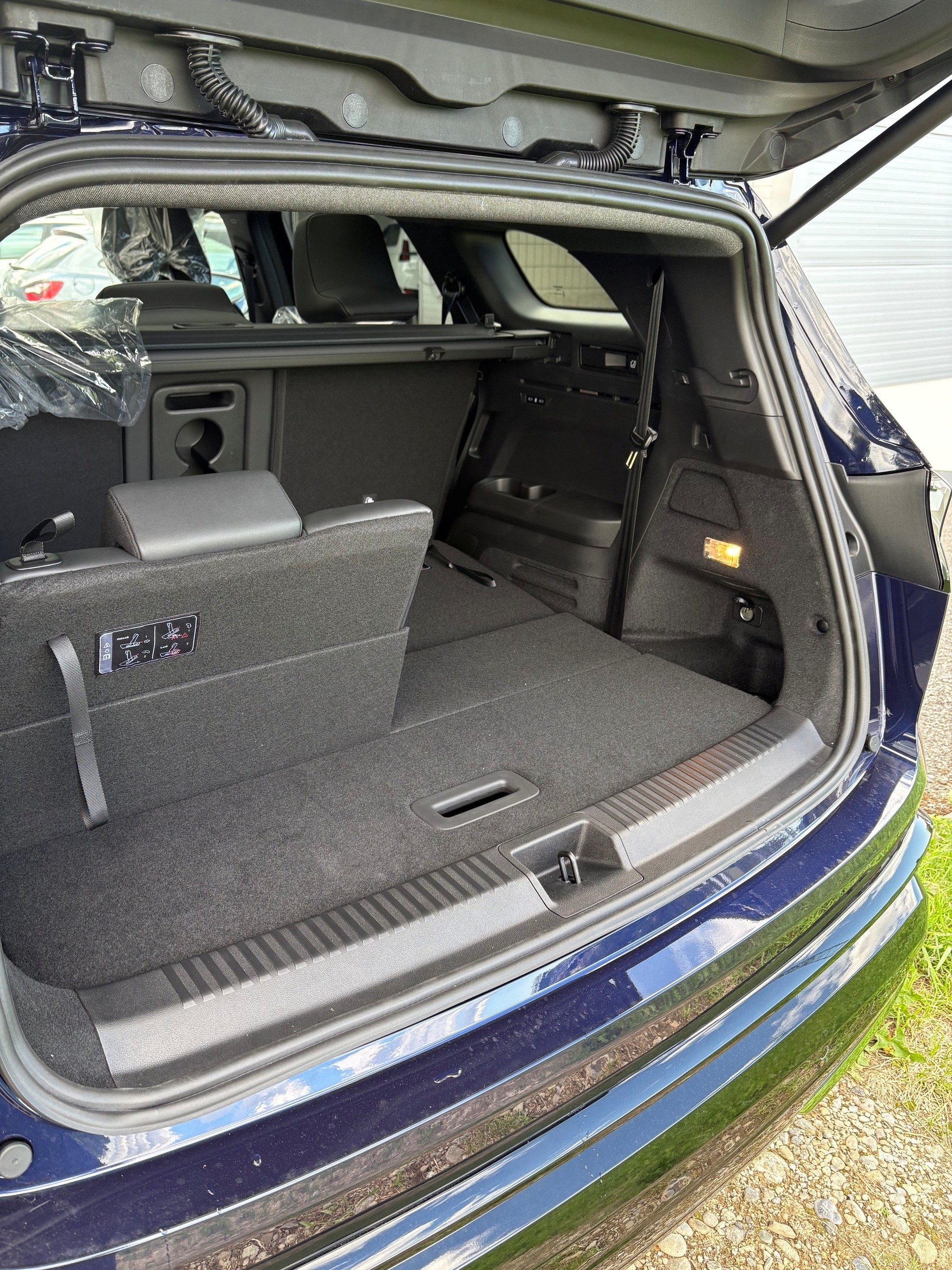 RENAULT Espace 1.2 E-Tech 200 Esprit Alpine 7-Sitze-image-3