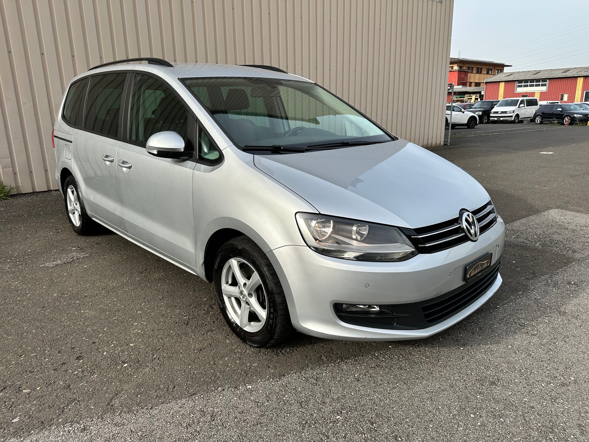 VW Sharan 2.0 TDI BMT Design 4Motion-image-1