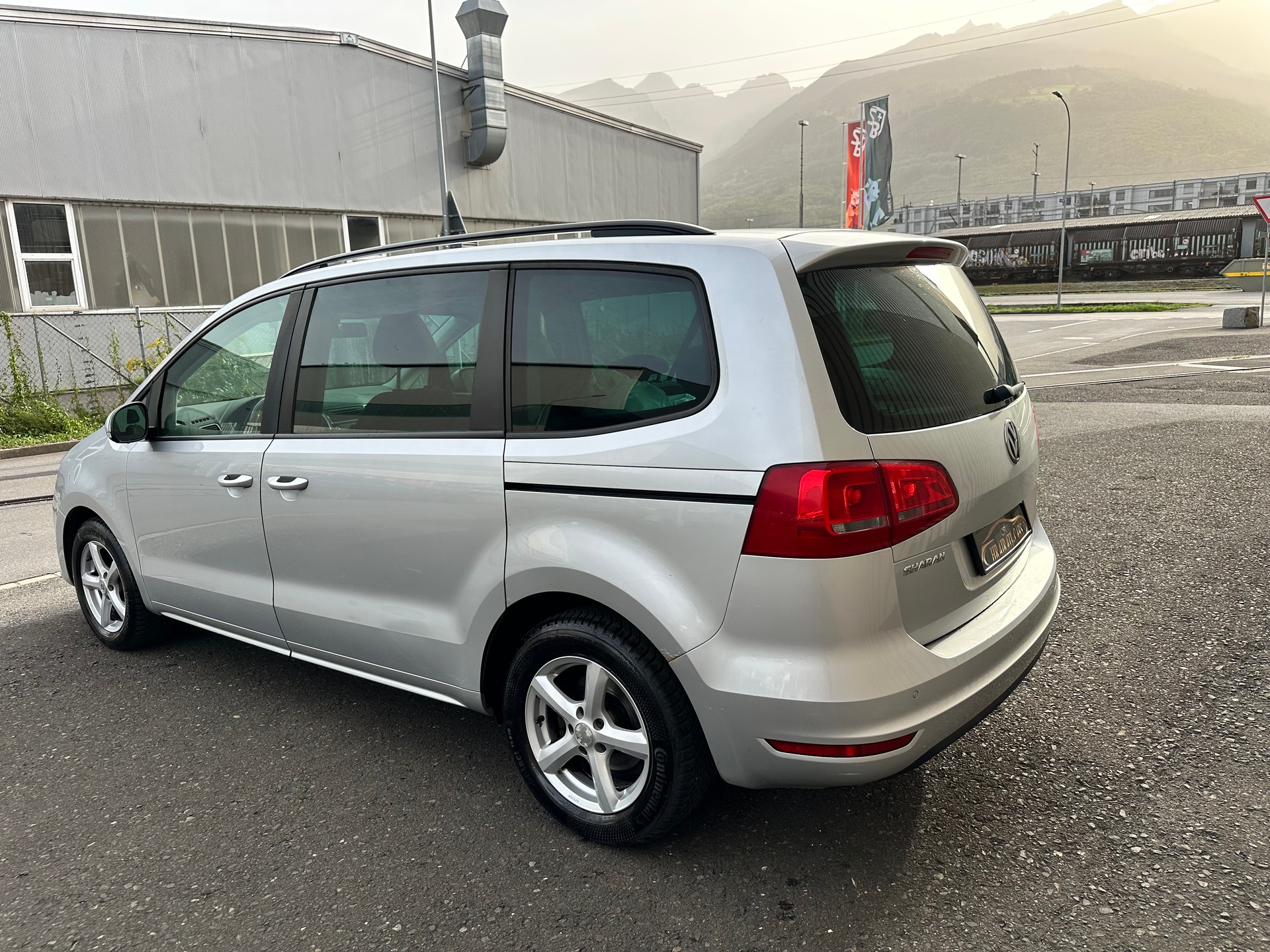 VW Sharan 2.0 TDI BMT Design 4Motion-image-4