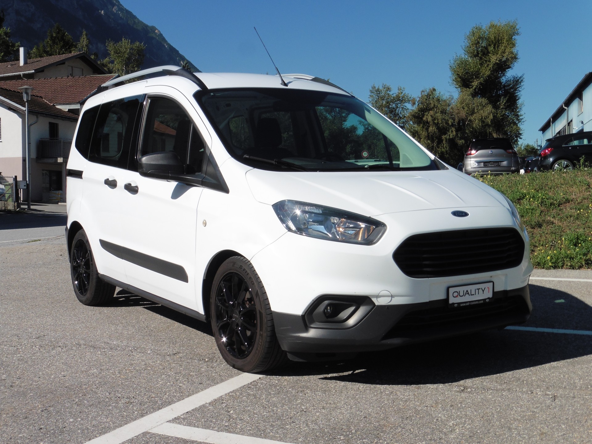 FORD Transit Courier Van 1.5 TDCi Trend-image-0