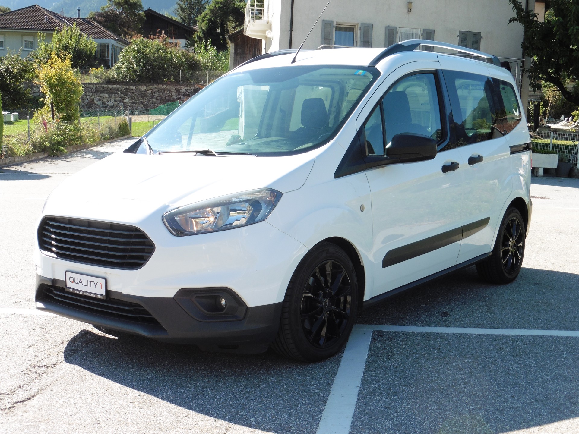 FORD Transit Courier Van 1.5 TDCi Trend-image-3