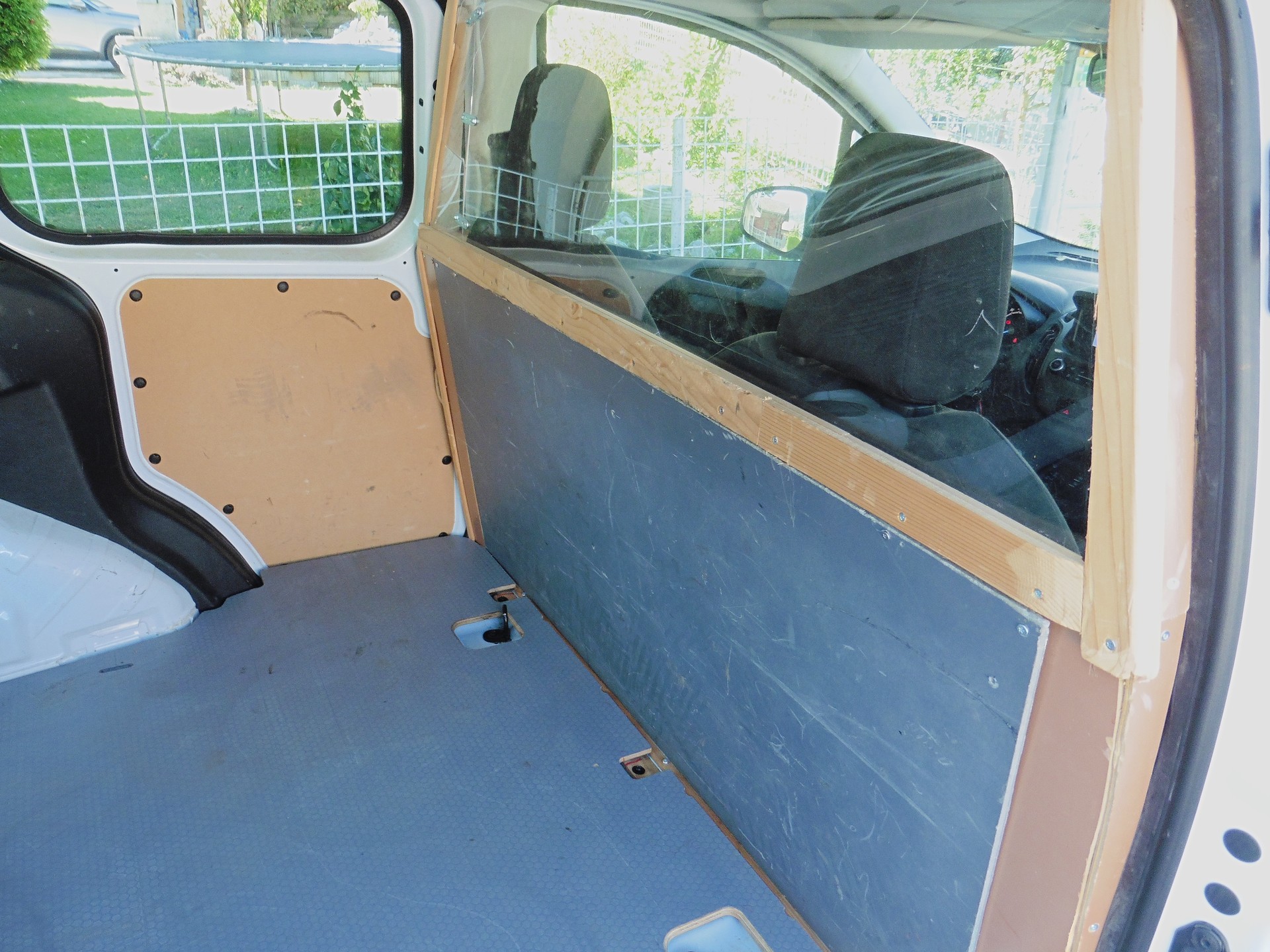 FORD Transit Courier Van 1.5 TDCi Trend-image-21