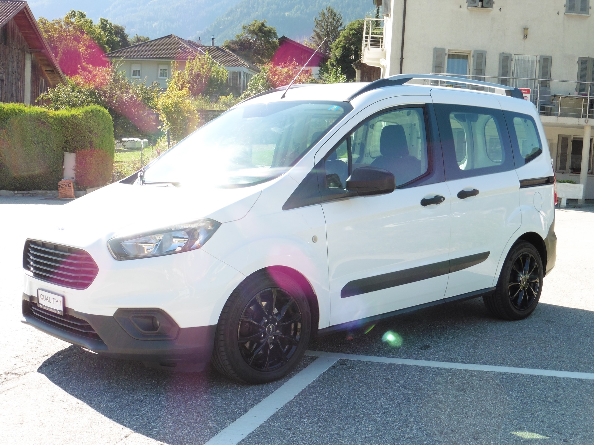 FORD Transit Courier Van 1.5 TDCi Trend-image-4