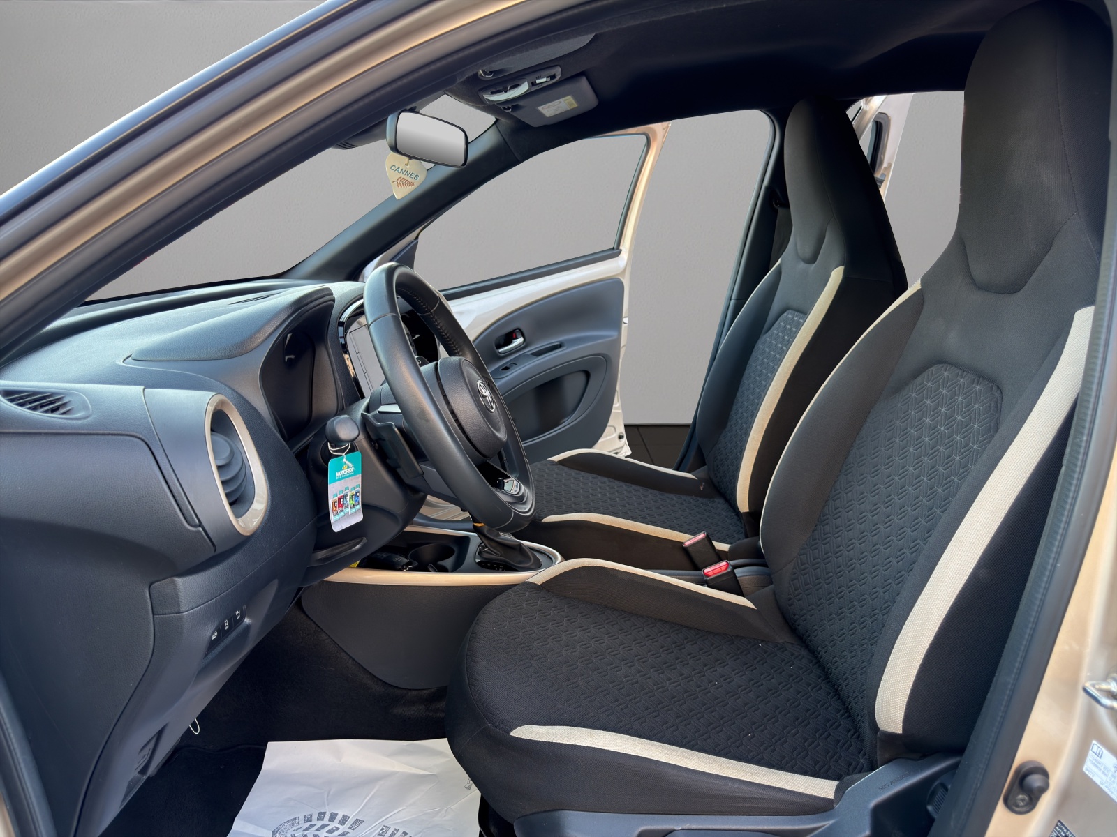 TOYOTA Aygo X 1.0 VVT-i Trend CVT-image-8