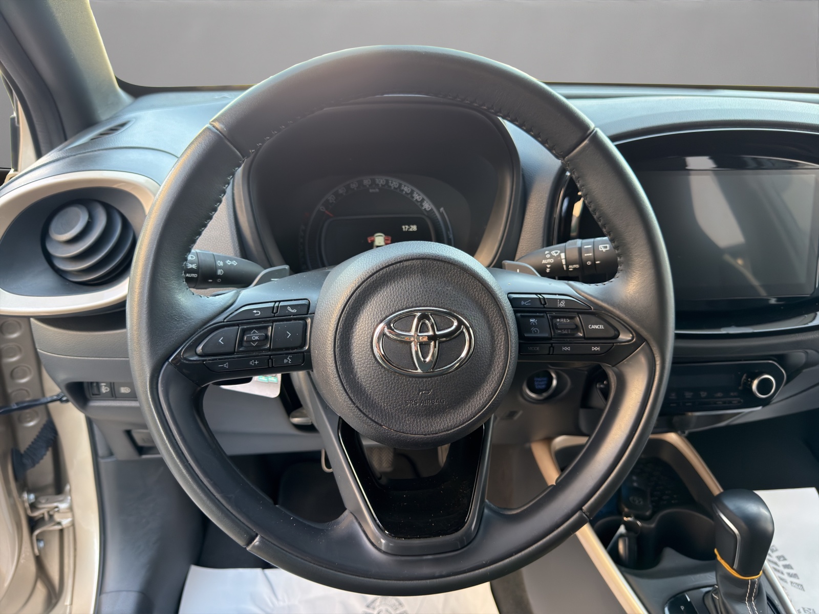 TOYOTA Aygo X 1.0 VVT-i Trend CVT-image-9