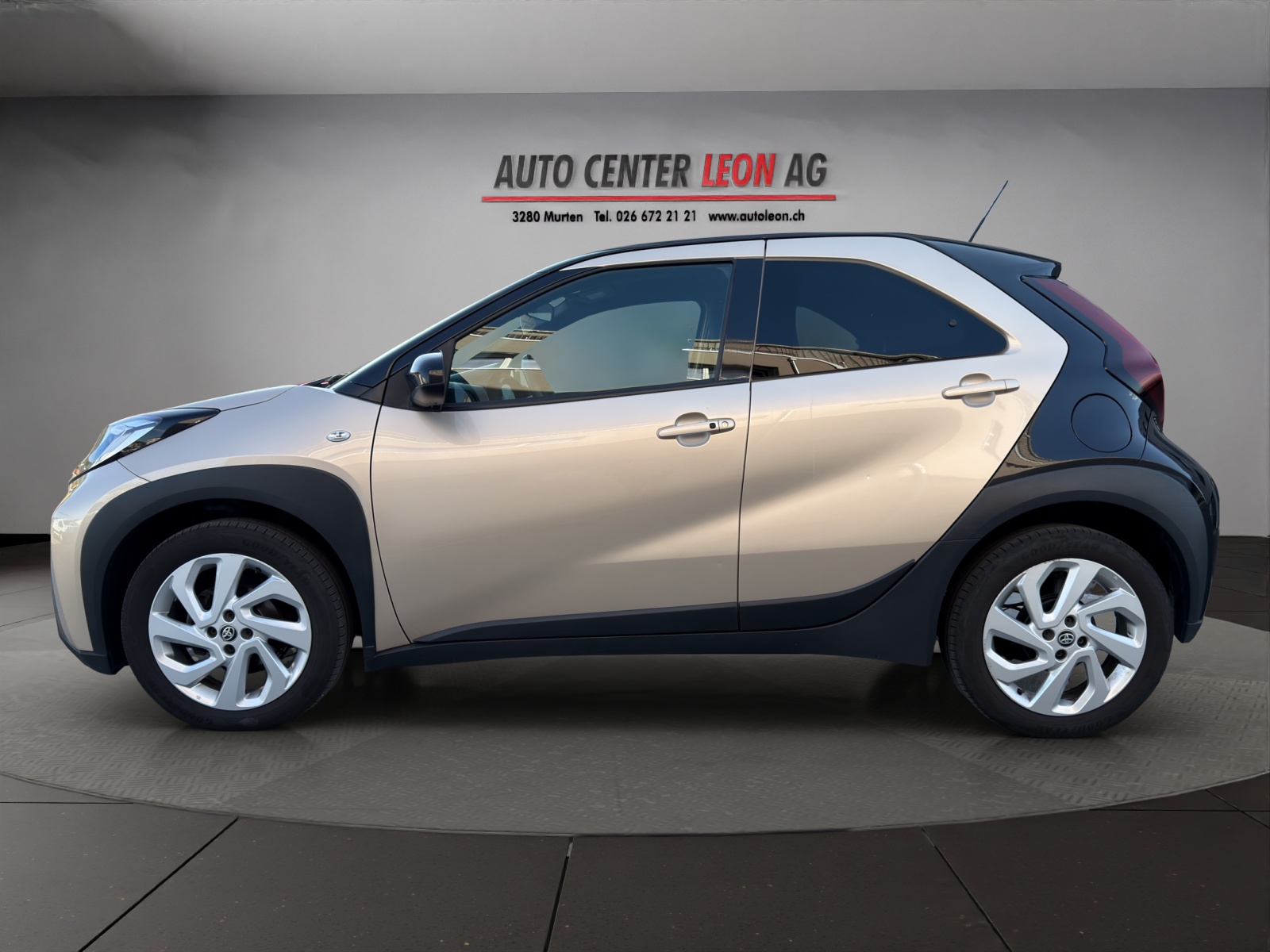 TOYOTA Aygo X 1.0 VVT-i Trend CVT-image-2