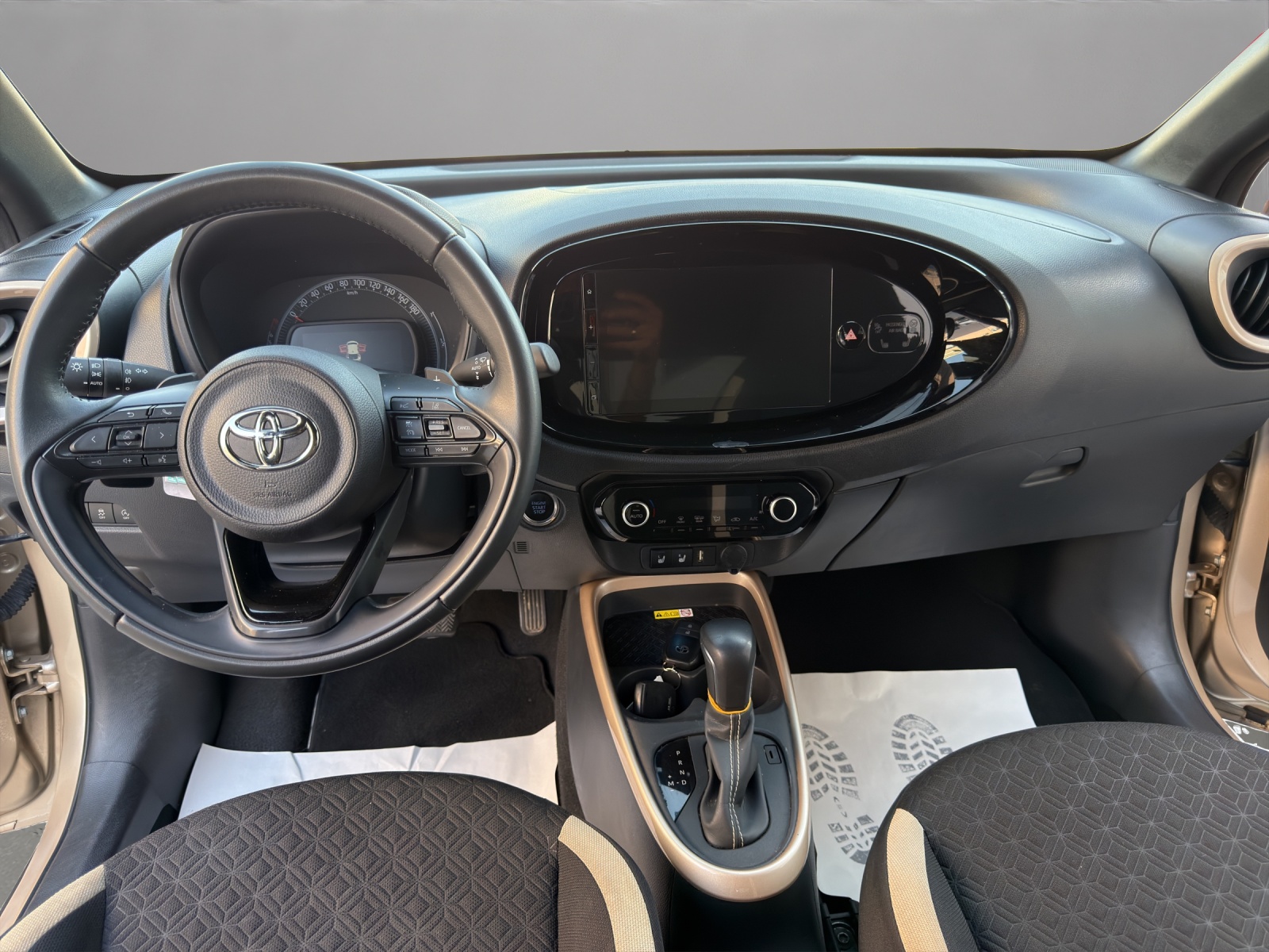 TOYOTA Aygo X 1.0 VVT-i Trend CVT-image-13