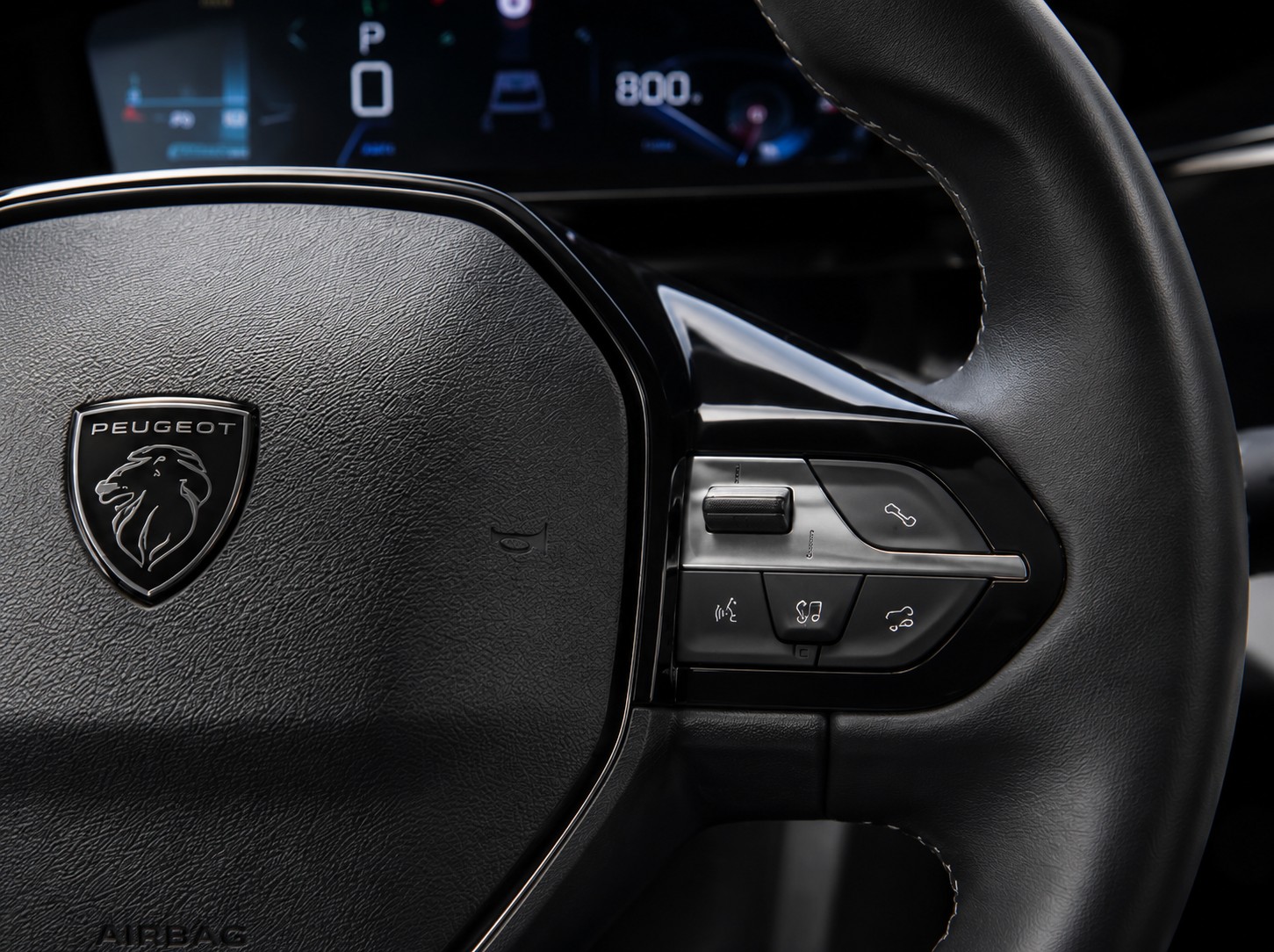 PEUGEOT 308 1.2 Pure Tech Allure EAT8-image-12