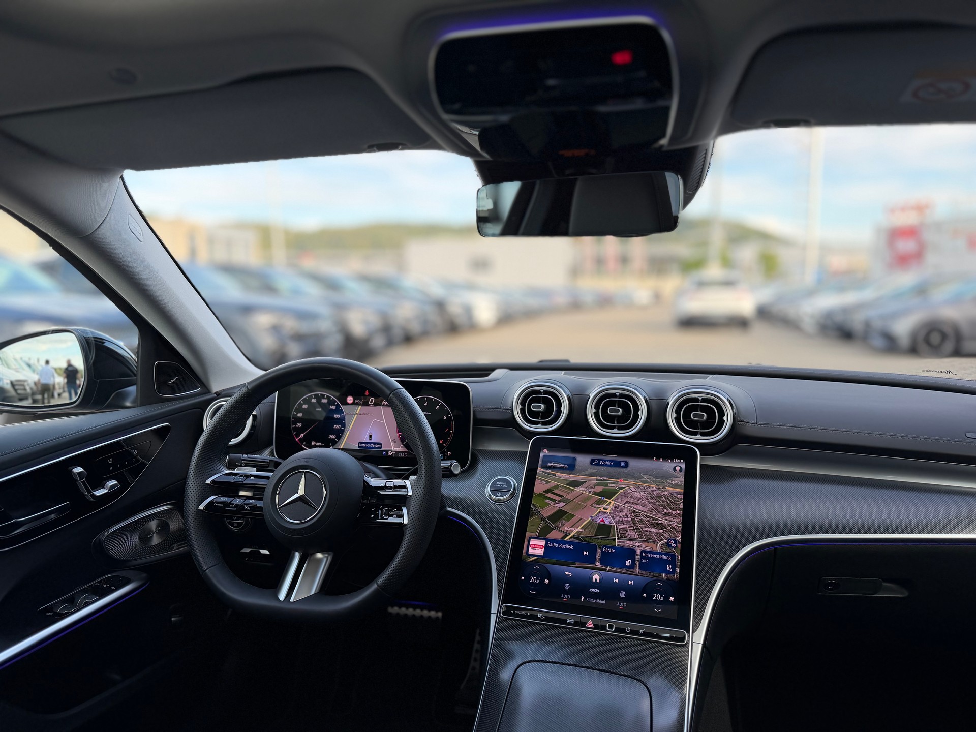 MERCEDES-BENZ C 300 AMG LIne 4 Matic-image-6