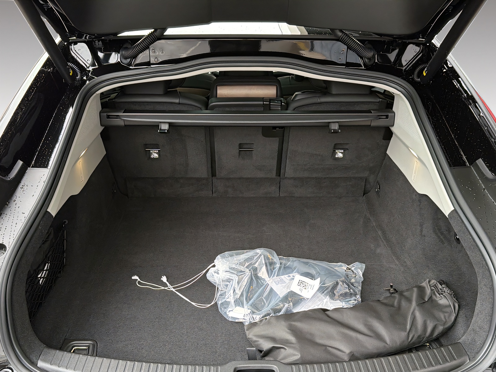 VOLVO ES90 Ultra-image-23