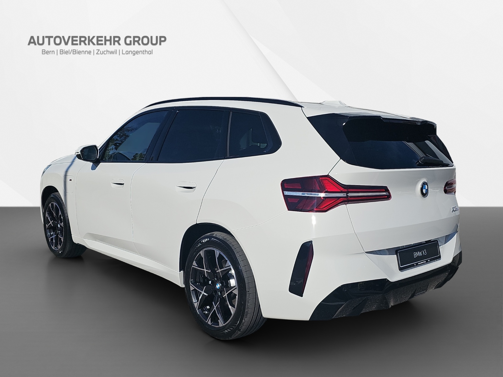 BMW X3 xDrive 30e M Sport-showroom-element-3
