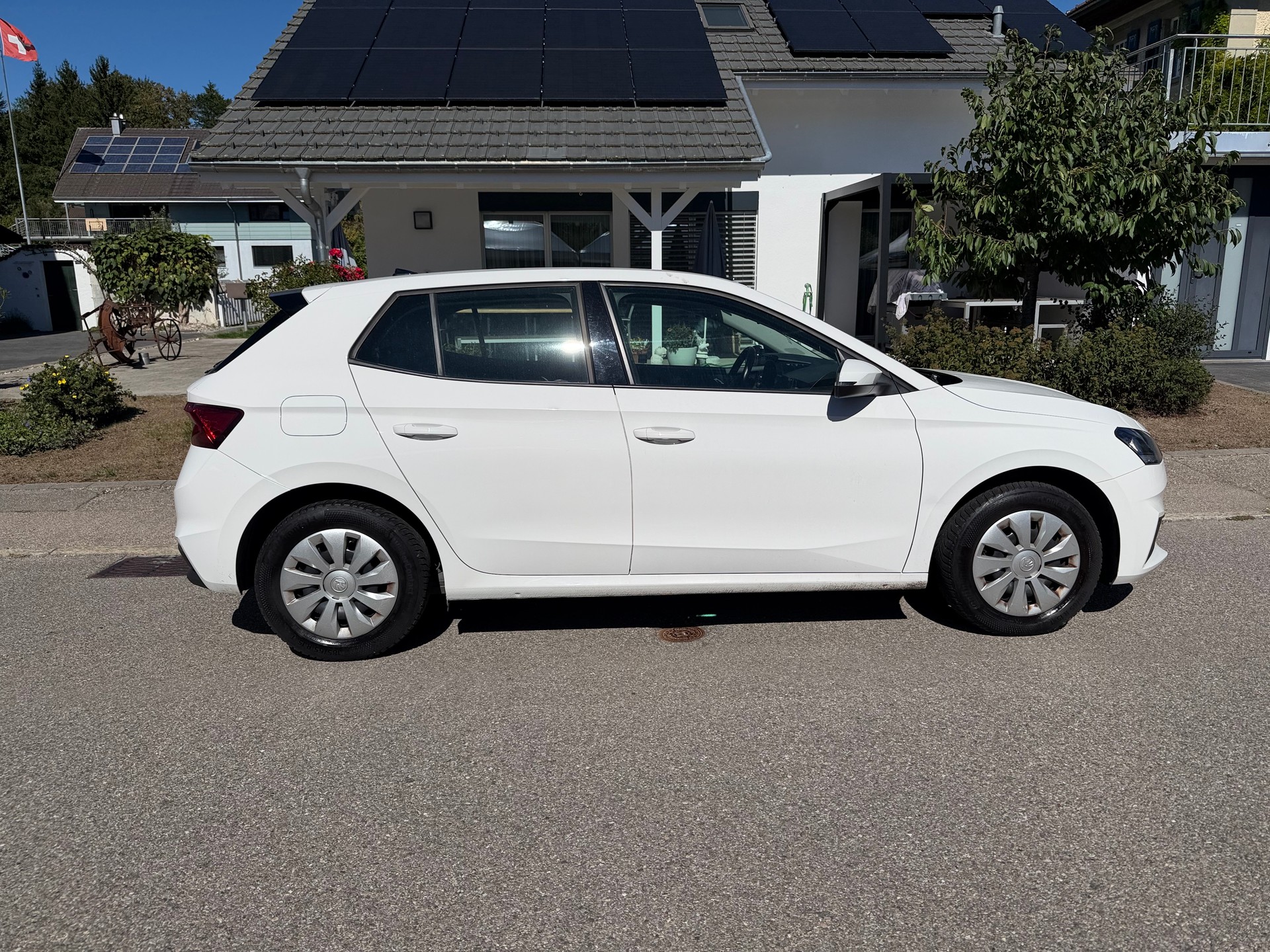 SKODA Fabia 1.0 MPI Ambition-image-4