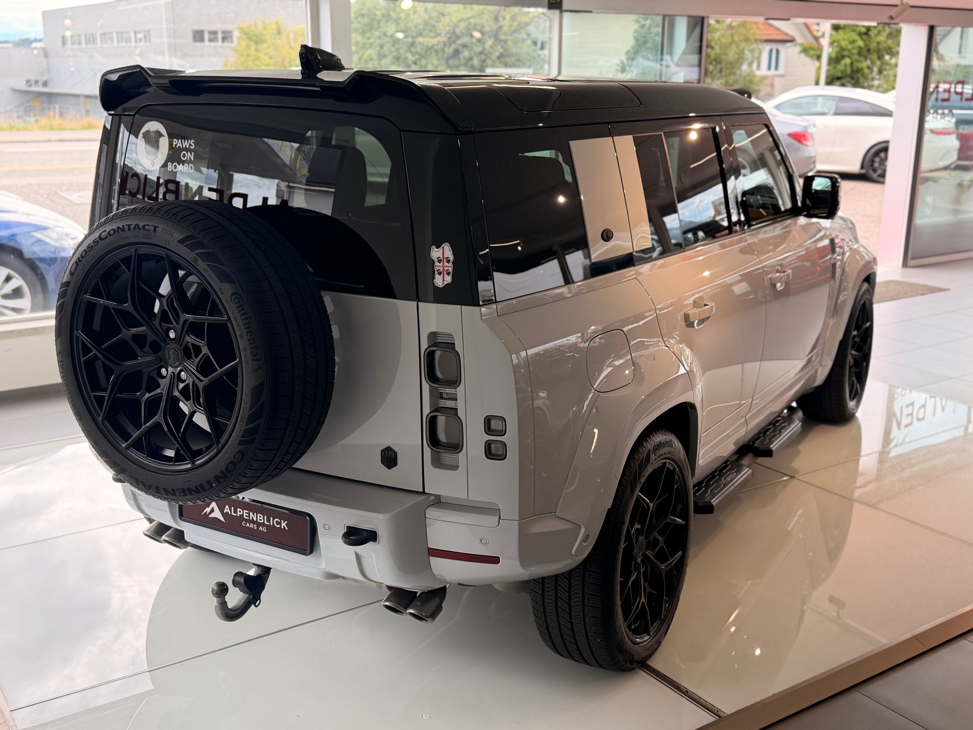 LAND ROVER Defender 110 525 V8 5.0 URBAN-EDITION-image-7