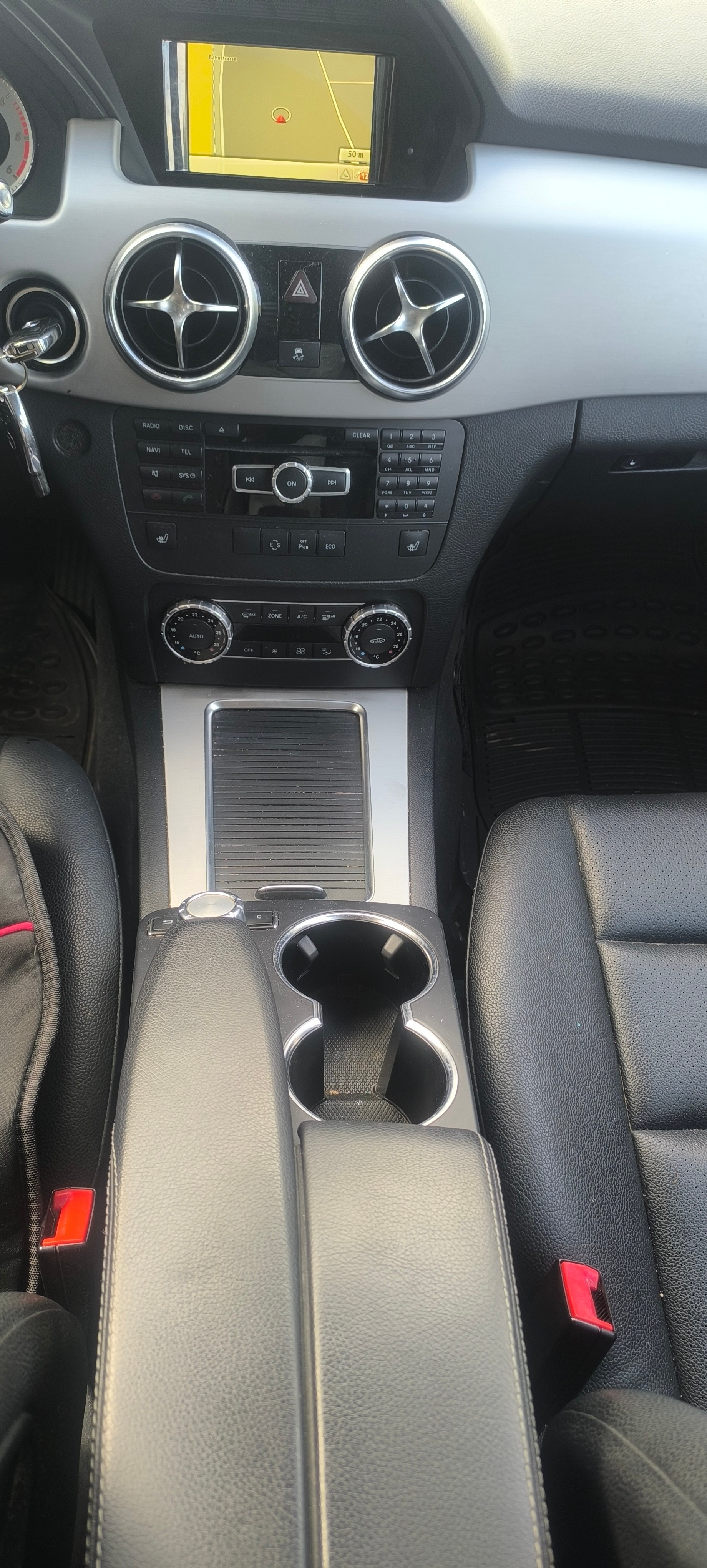 MERCEDES-BENZ GLK 220 BlueTEC 4Matic 7G-Tronic-image-12