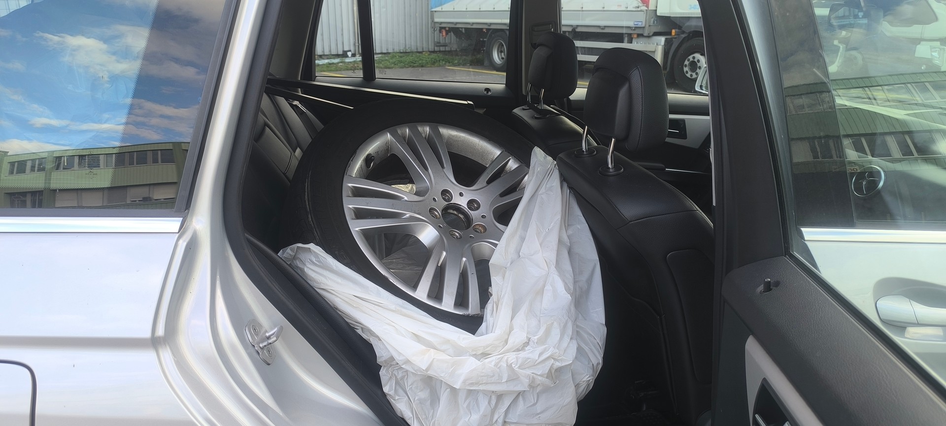 MERCEDES-BENZ GLK 220 BlueTEC 4Matic 7G-Tronic-image-15