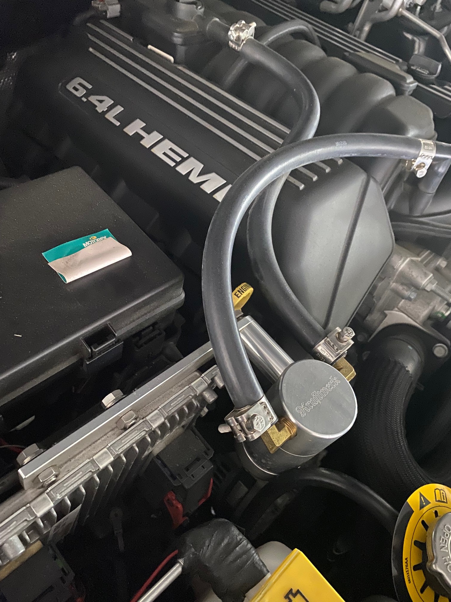 JEEP 6.4 V8 HEMI SRT8-image-9