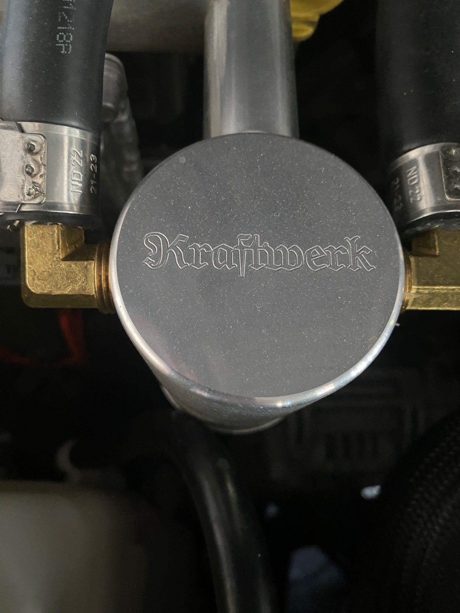 JEEP 6.4 V8 HEMI SRT8-image-8