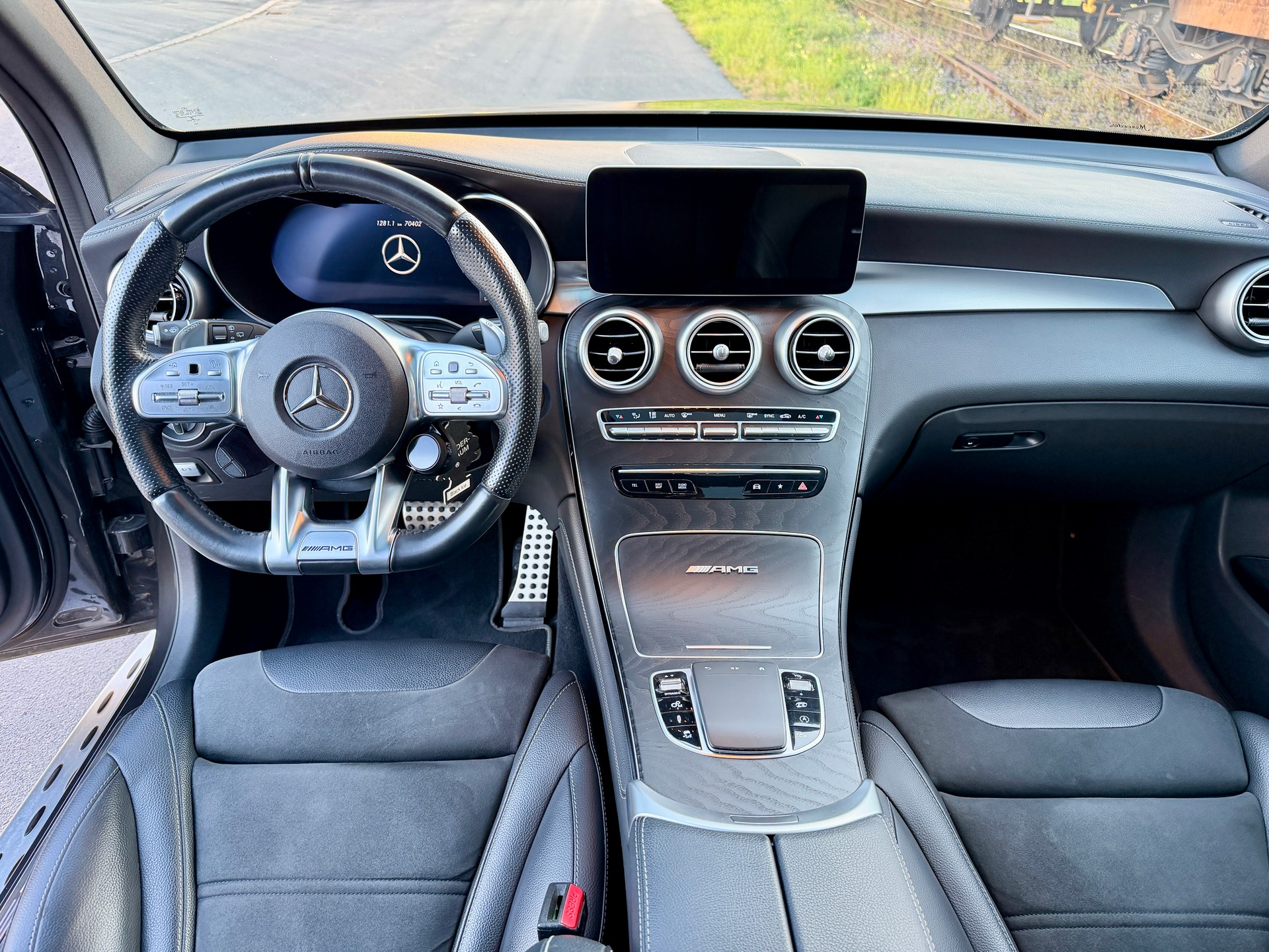MERCEDES-BENZ GLC 63 AMG 4Matic 9G-Tronic-image-7