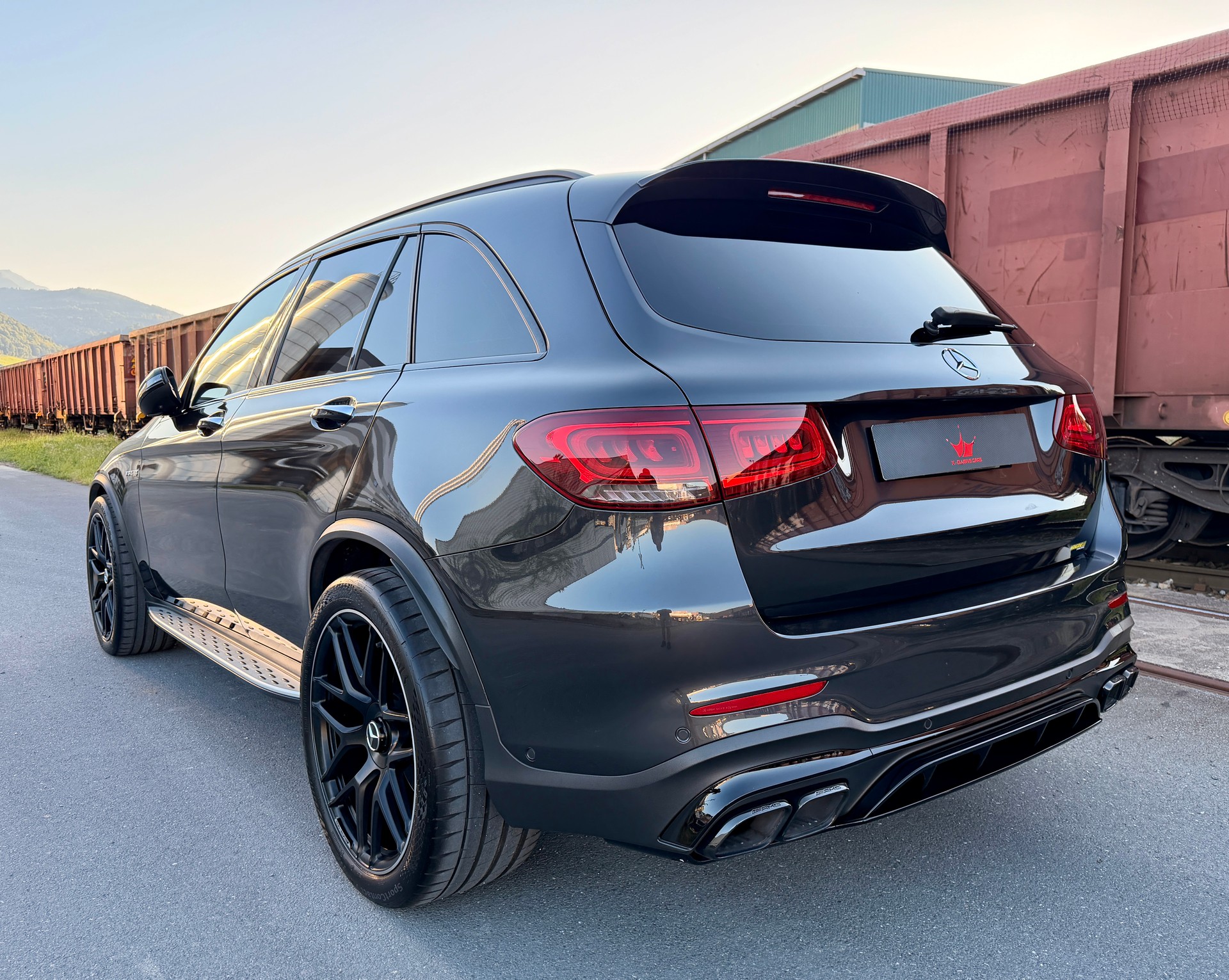 MERCEDES-BENZ GLC 63 AMG 4Matic 9G-Tronic-image-3