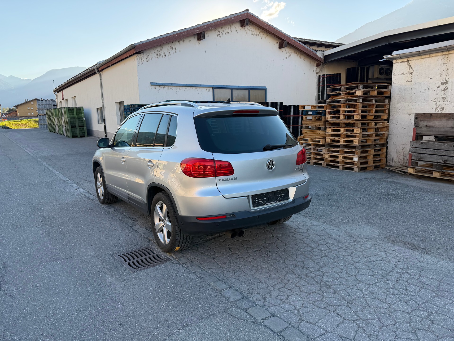 VW Tiguan 2.0 TSI Sport&Style 4Motion DSG-image-7