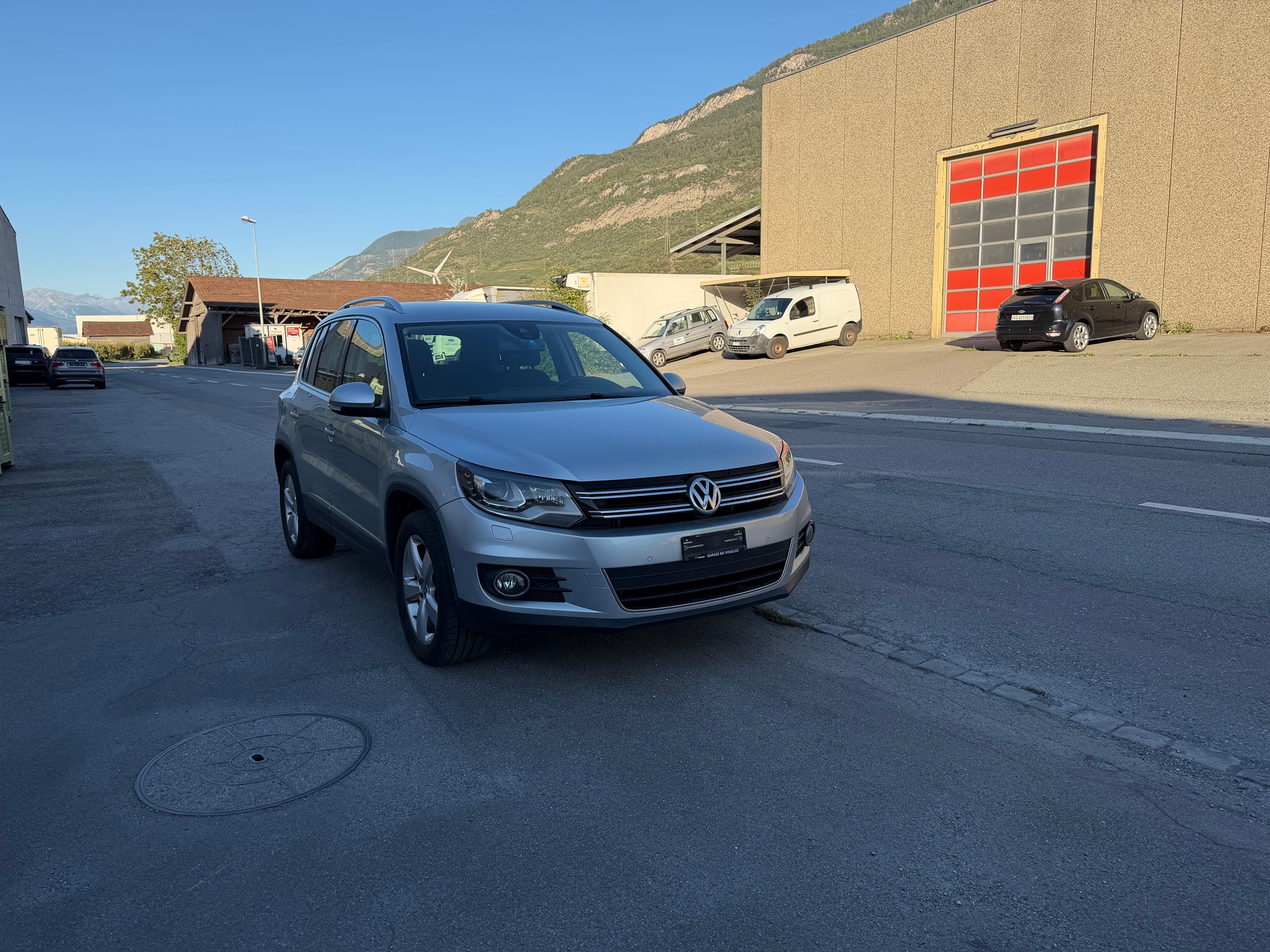 VW Tiguan 2.0 TSI Sport&Style 4Motion DSG-image-5