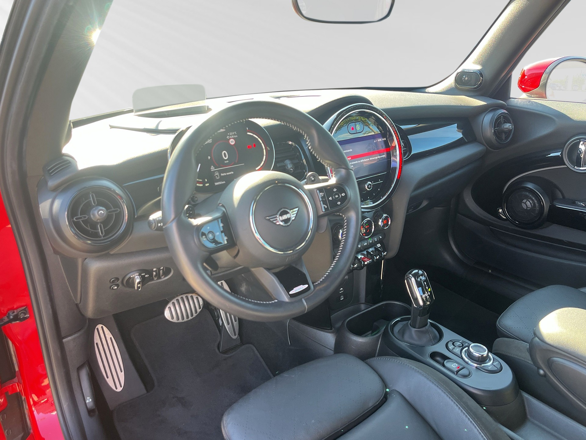 MINI Cooper John Cooper Works Cabriolet Steptronic-image-3