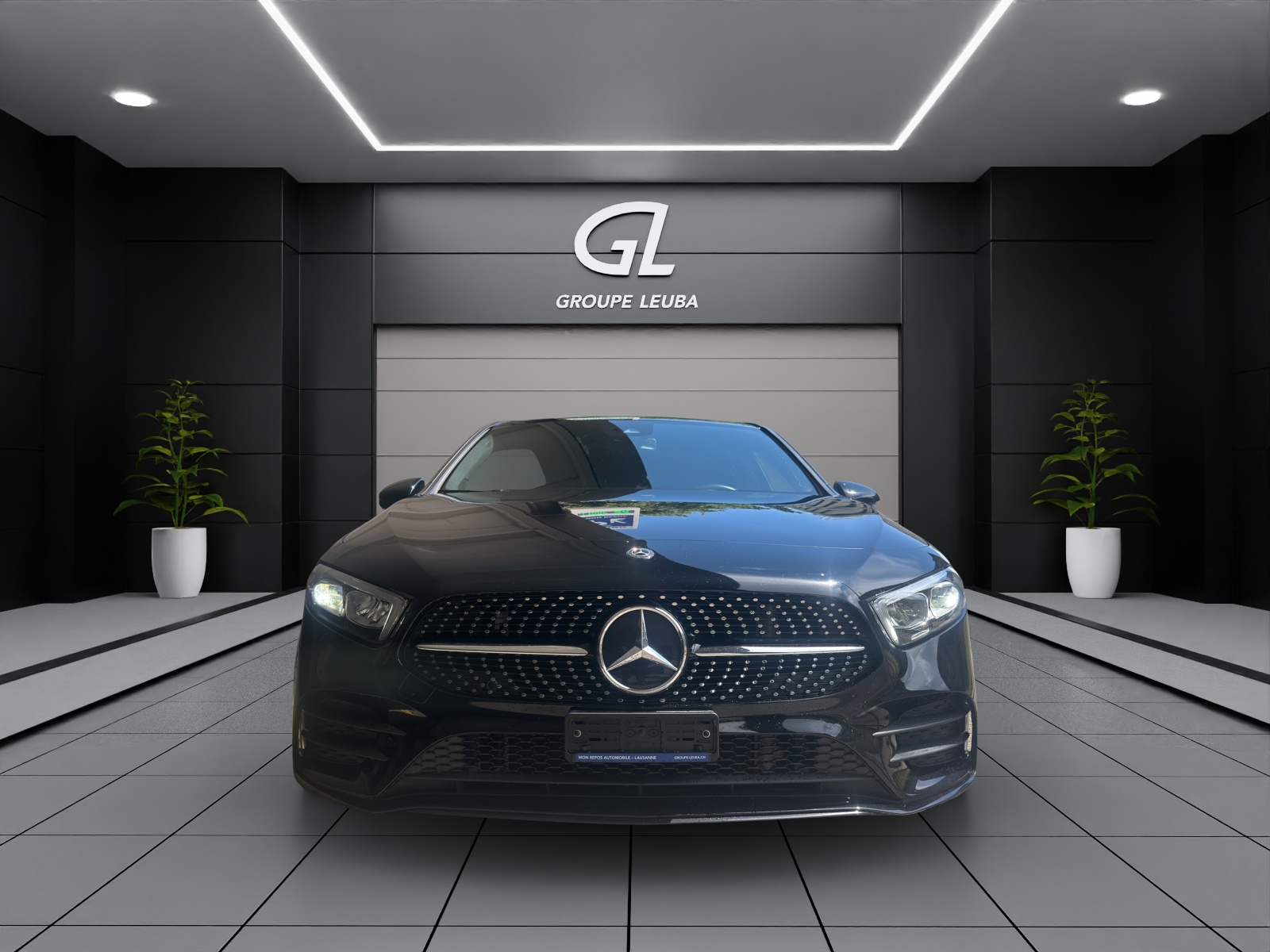 MERCEDES-BENZ A 200 AMG Line-image-1