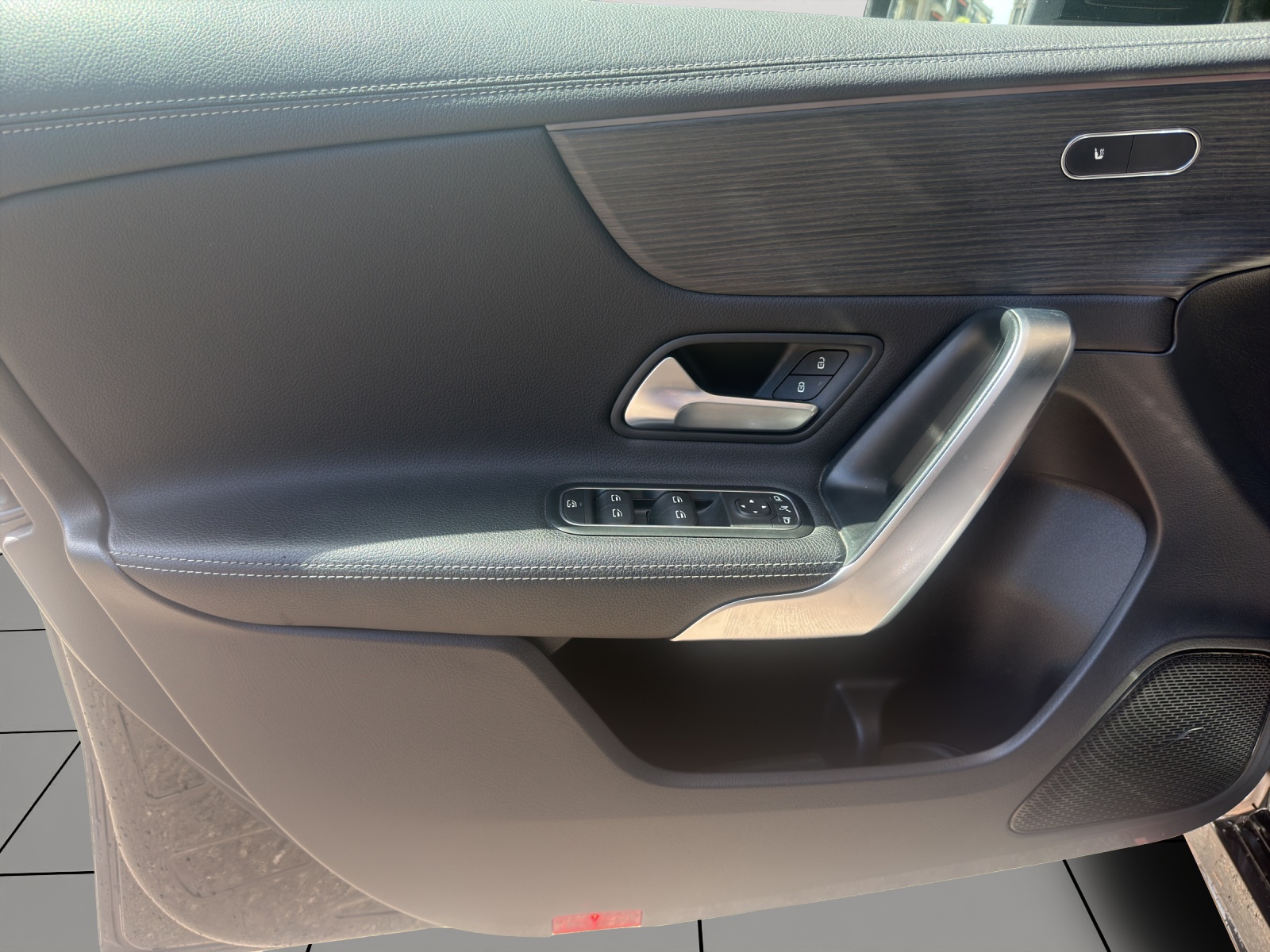 Image MERCEDES-BENZ A-200 A 200 AMG Line