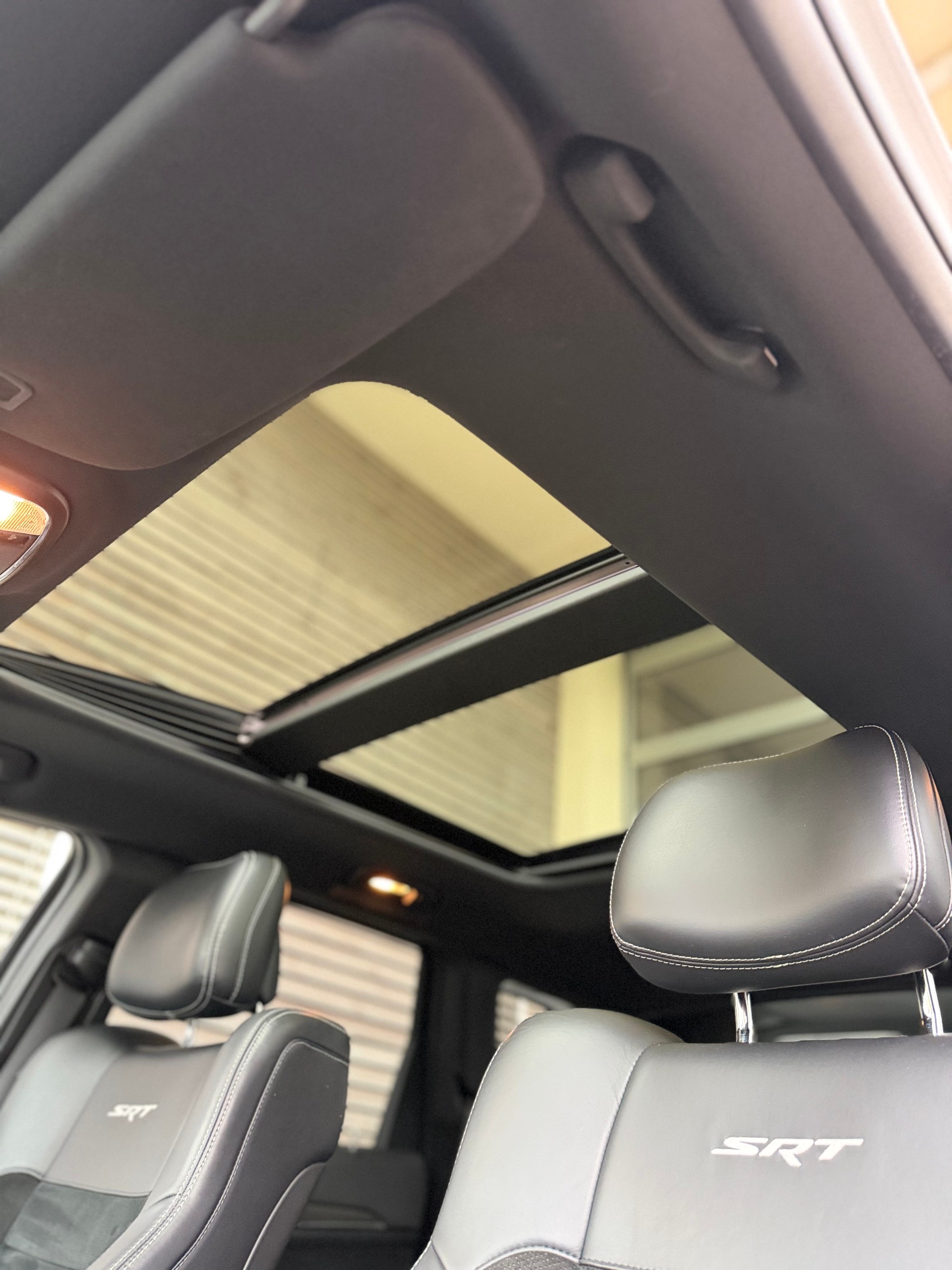 JEEP Grand Cherokee 6.4 V8 HEMI SRT8 Automatic-image-11