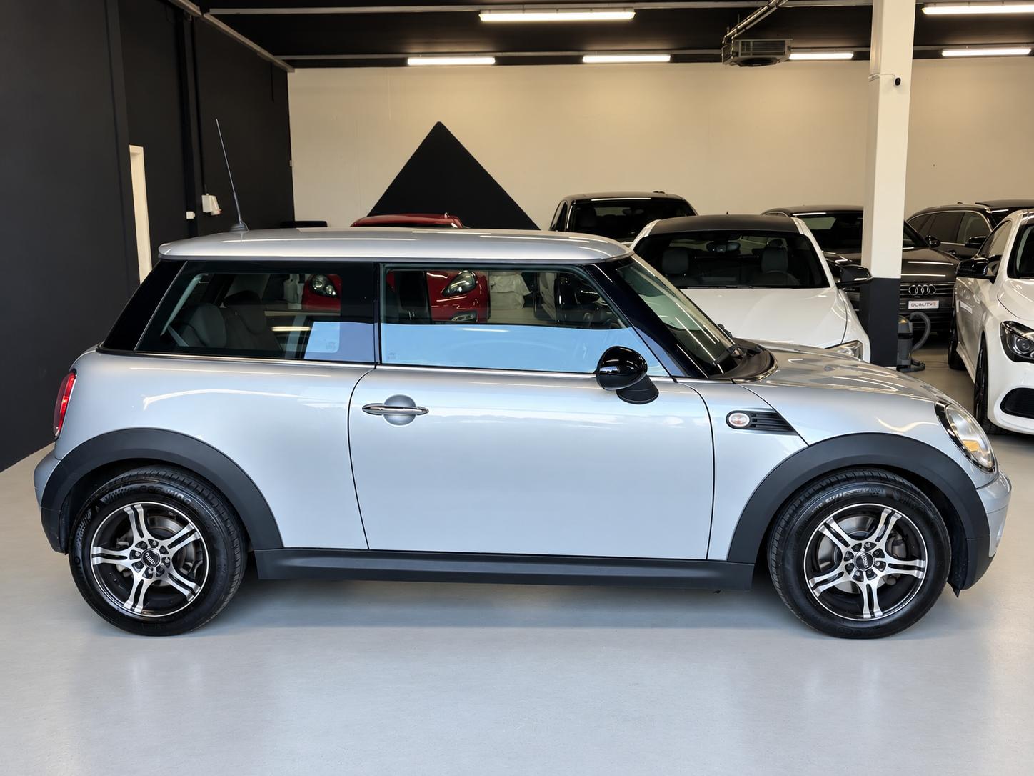MINI One Steptronic-image-15