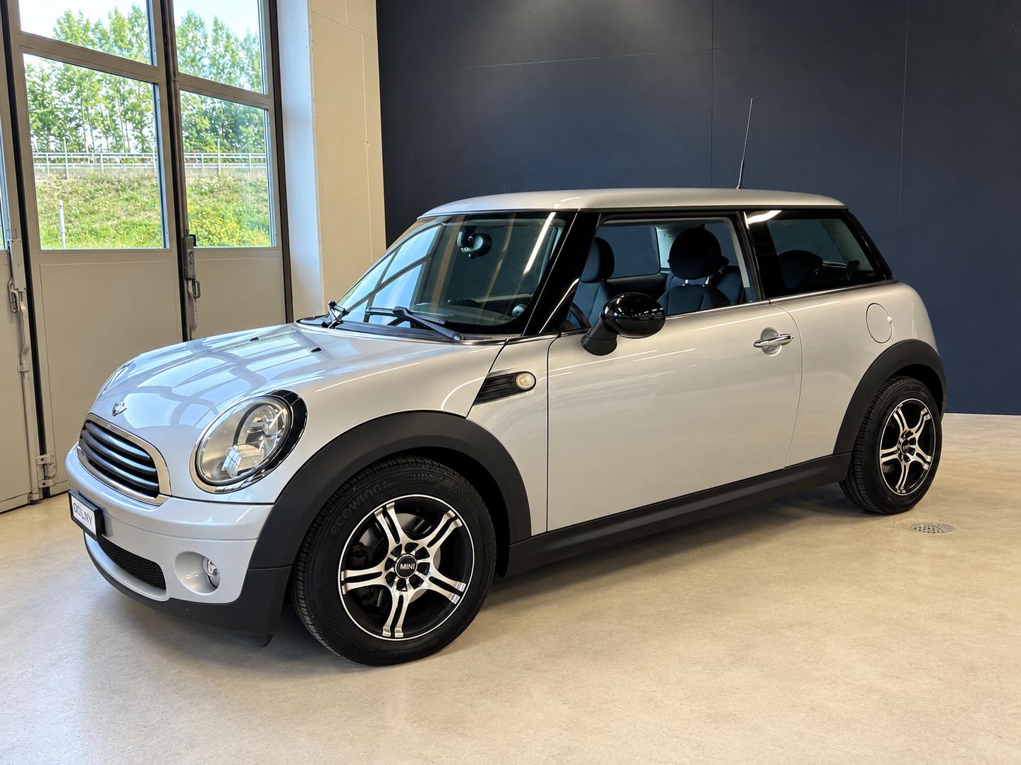 MINI One Steptronic-image-5