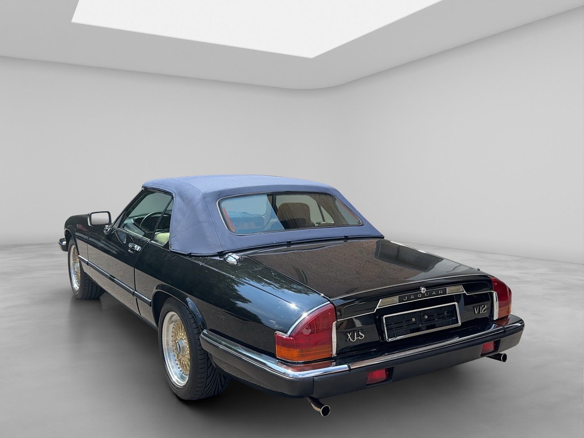 JAGUAR XJ12 5.3 Sovereign-image-15