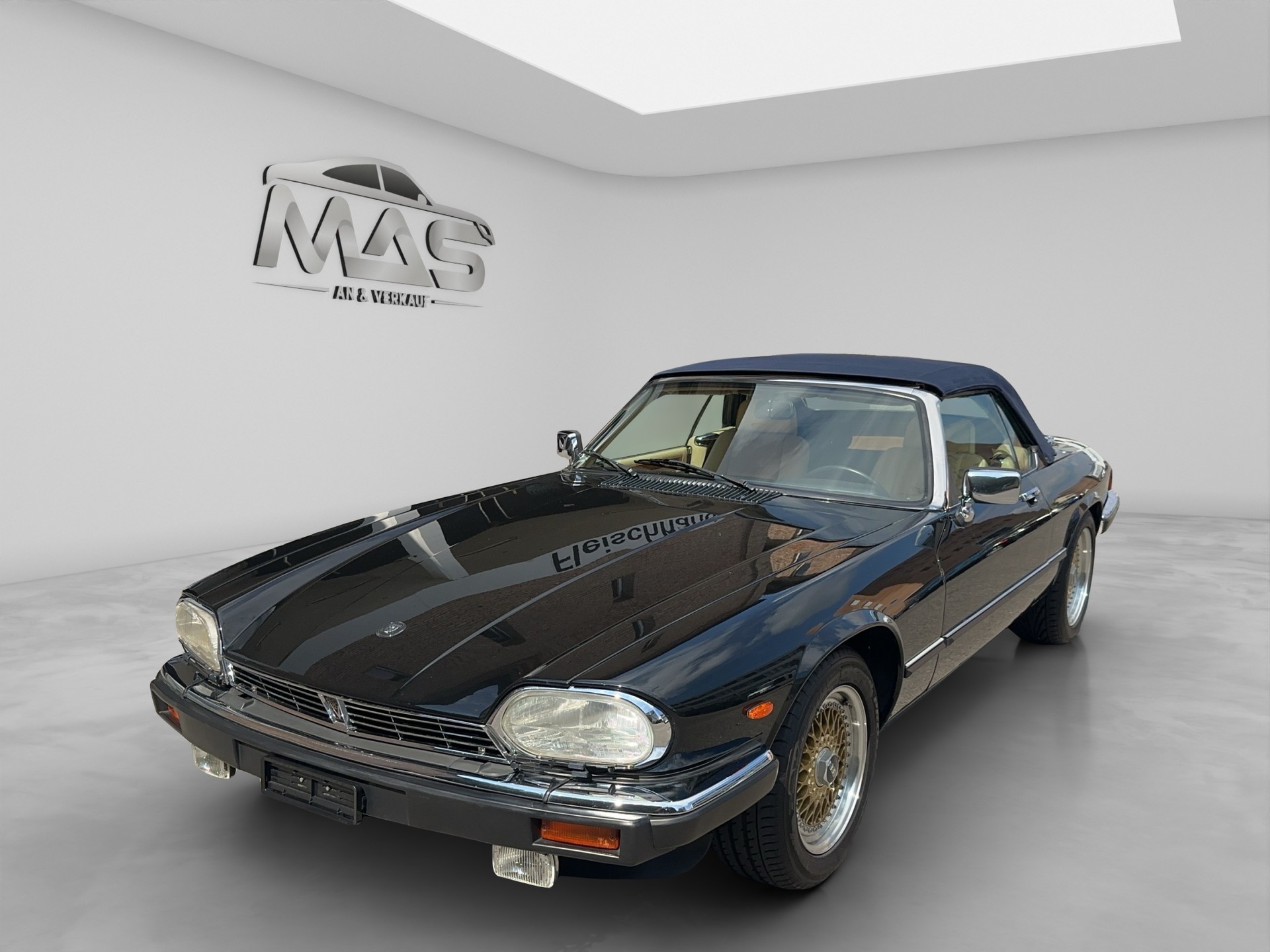 JAGUAR XJ12 5.3 Sovereign-image-13
