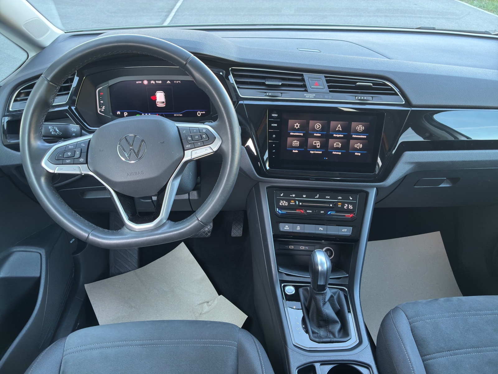 VW Touran 1.5 TSI EVO Highline DSG-image-6