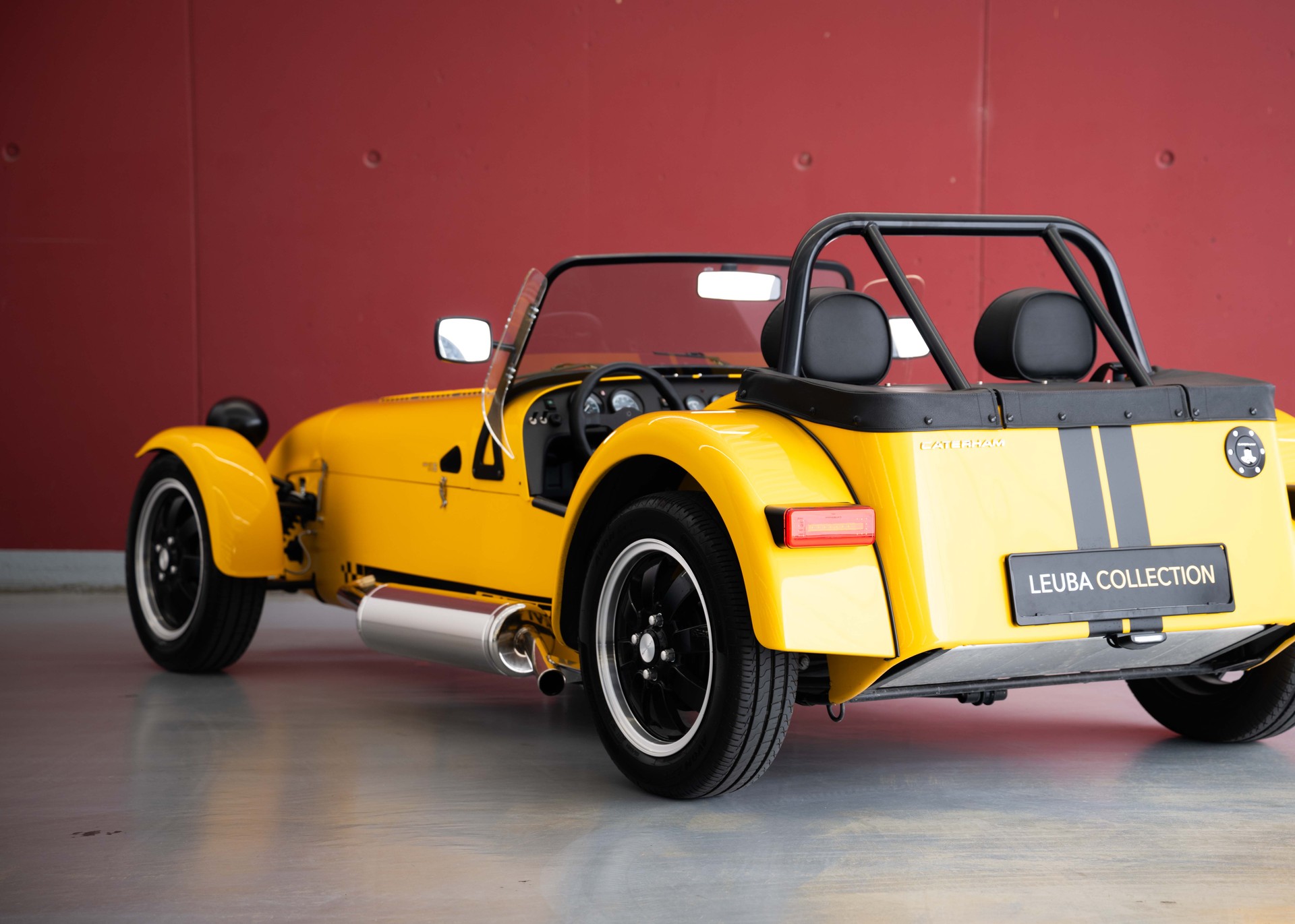 CATERHAM Seven 170S (MY24, Swiss car, Firecracker Yellow paint, full Caterham service history, 12-month warranty)-image-10