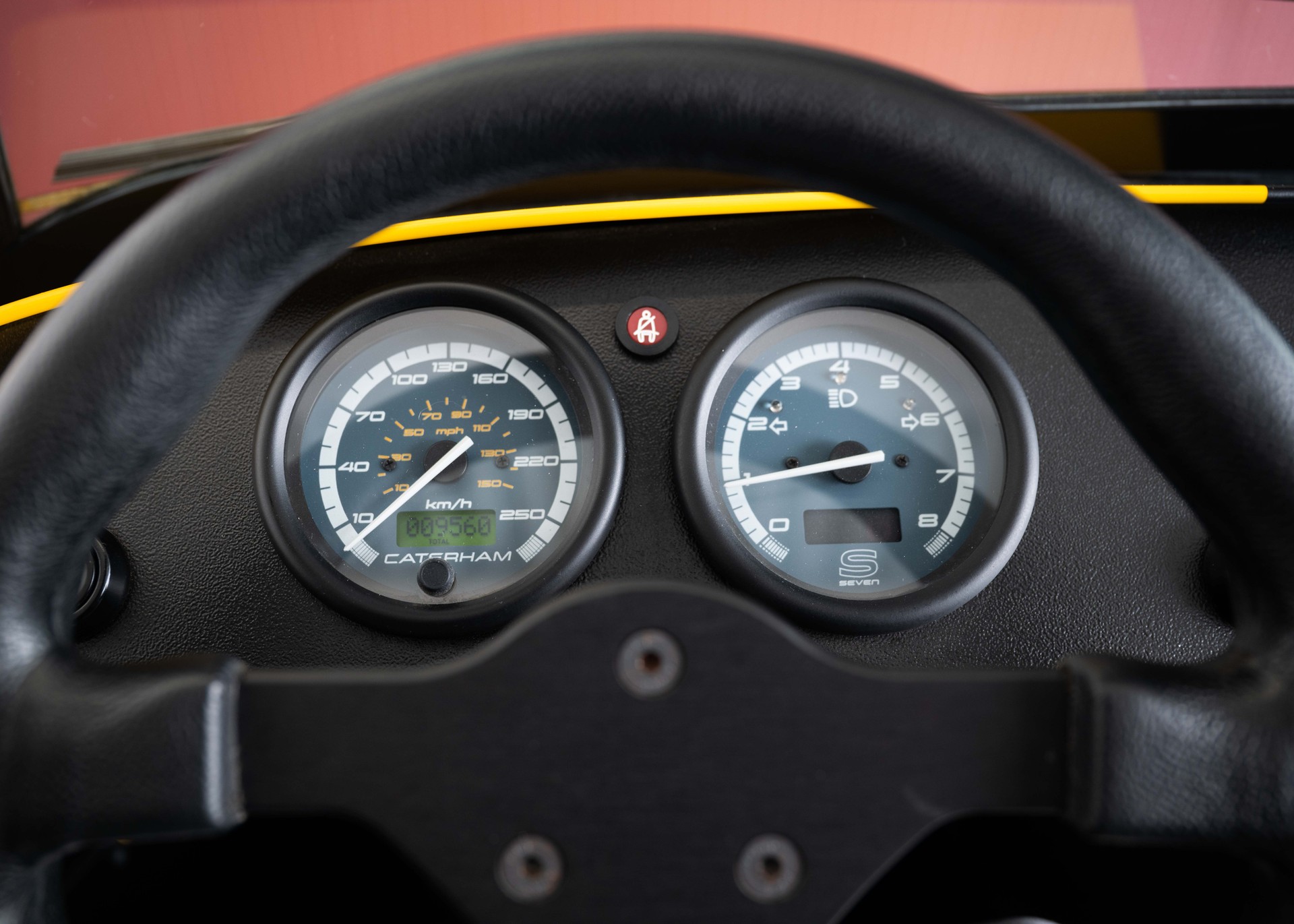 CATERHAM Seven 170S (MY24, Swiss car, Firecracker Yellow paint, full Caterham service history, 12-month warranty)-image-29