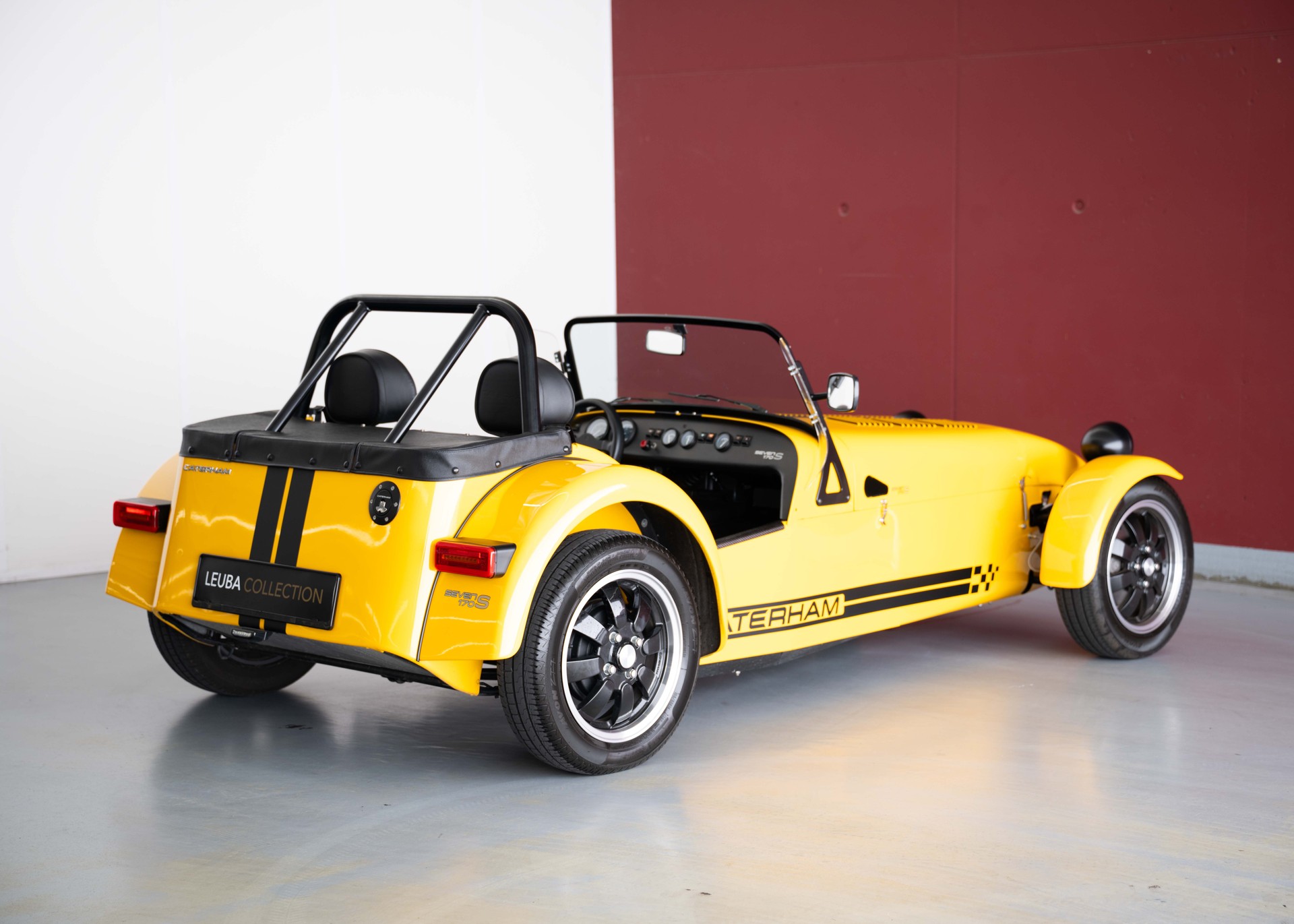 CATERHAM Seven 170S (MY24, Swiss car, Firecracker Yellow paint, full Caterham service history, 12-month warranty)-image-5