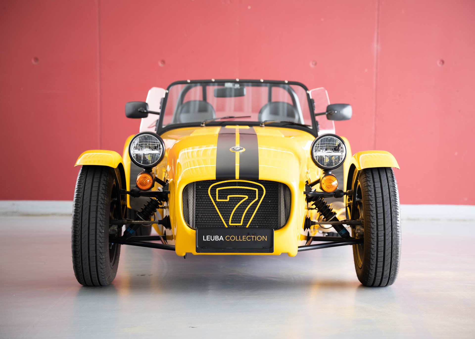 CATERHAM Seven 170S (MY24, Swiss car, Firecracker Yellow paint, full Caterham service history, 12-month warranty)-image-2