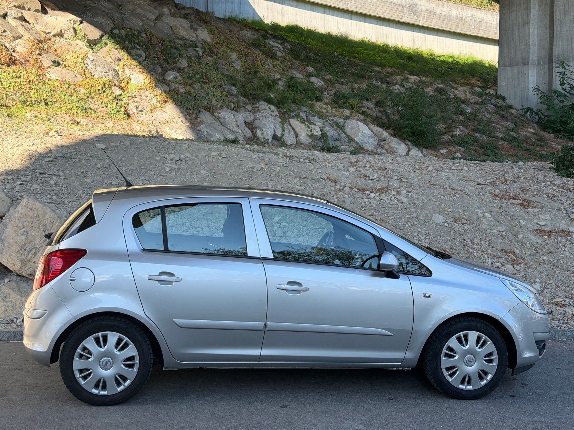 OPEL Corsa 1.4 TP Sport-image-5