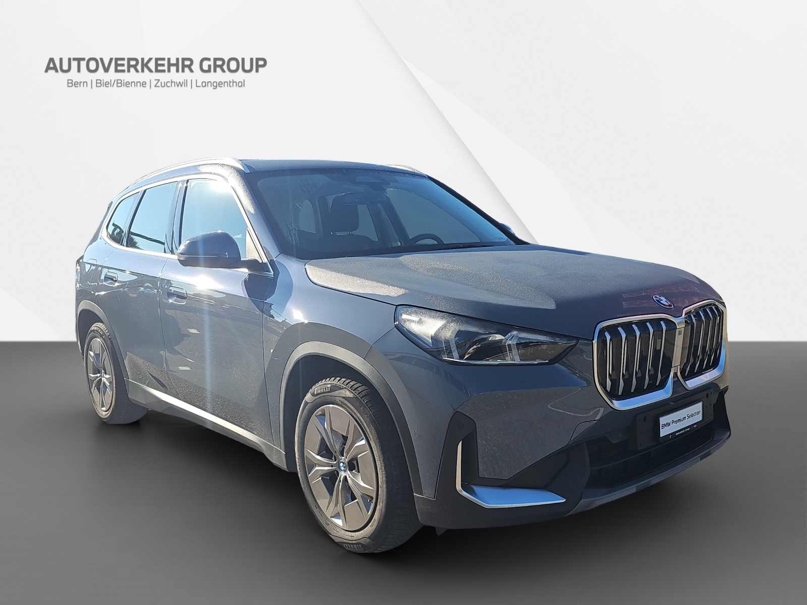 BMW iX1 xDrive 30-image-8