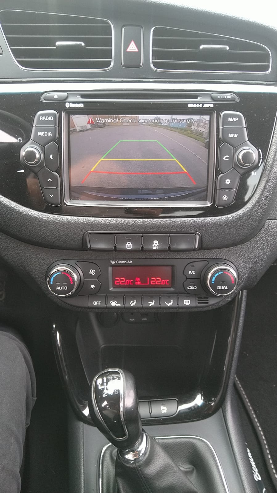 KIA Cee'd Sportswagon 1.6 GDi Trend-image-6