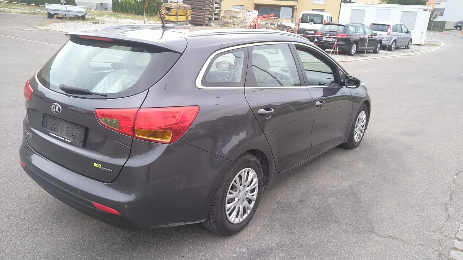KIA Cee'd Sportswagon 1.6 GDi Trend-image-2