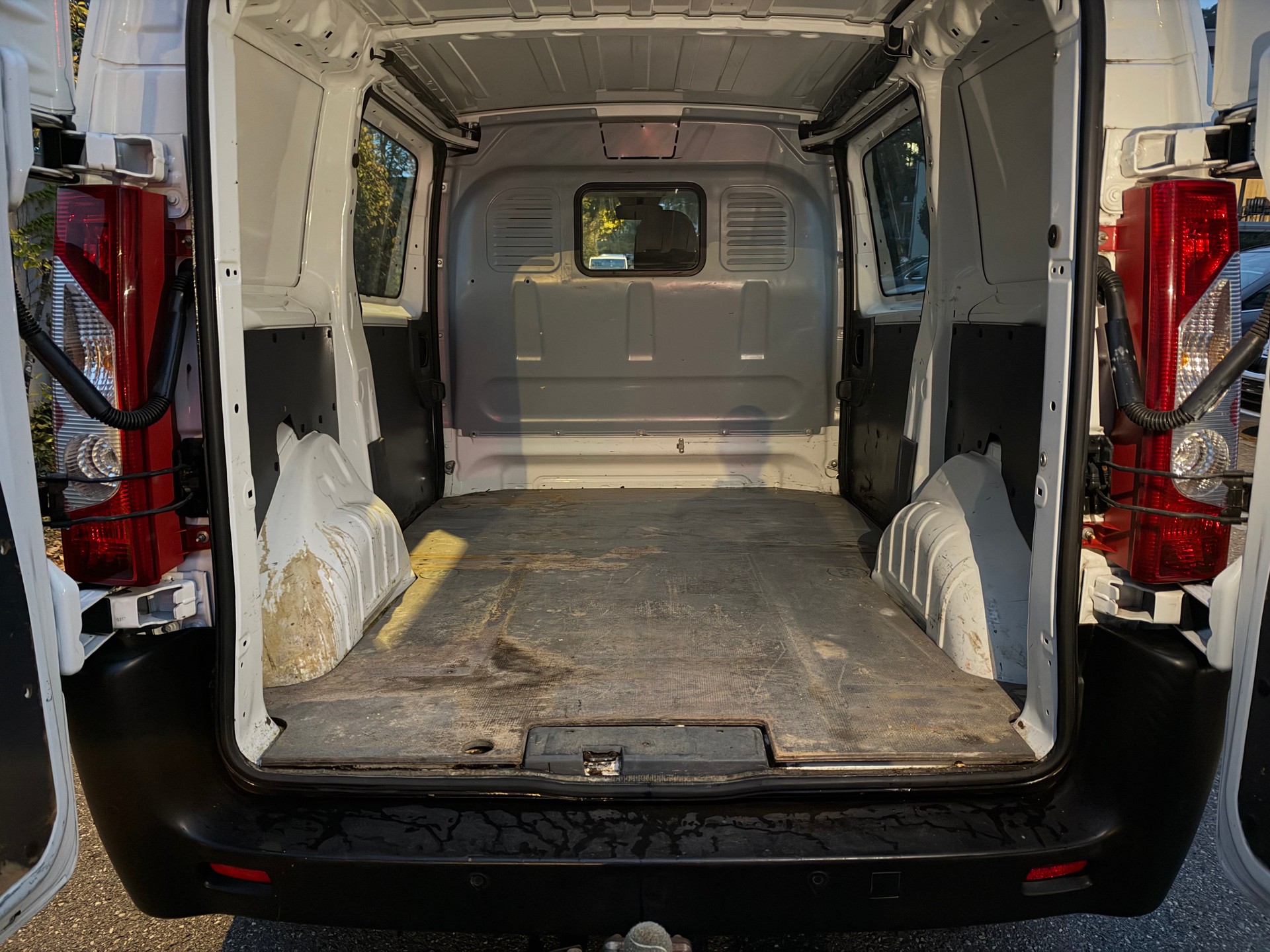 TOYOTA Proace 2.0D Panel Van Luna L1H1-image-8