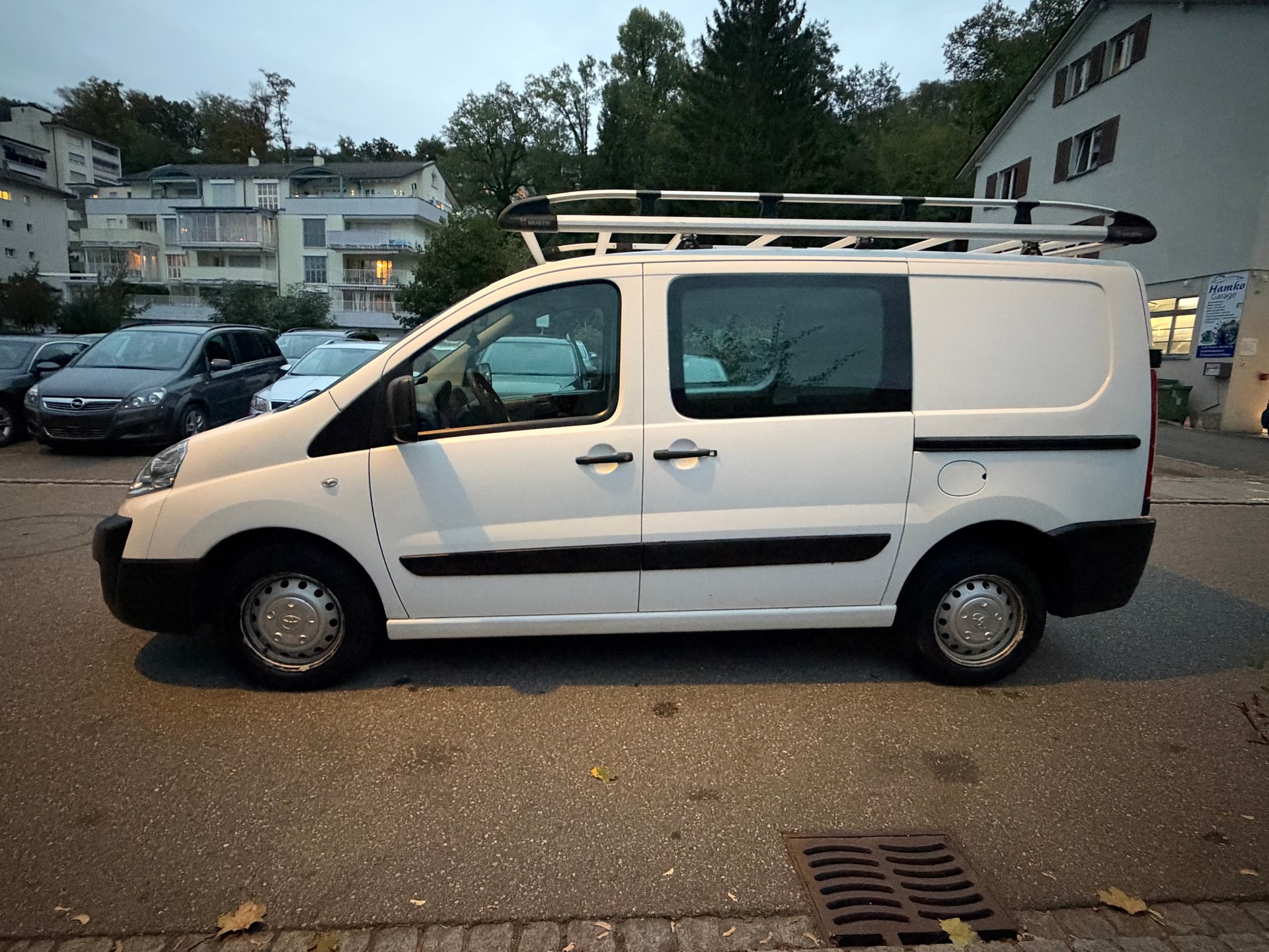TOYOTA Proace 2.0D Panel Van Luna L1H1-image-7