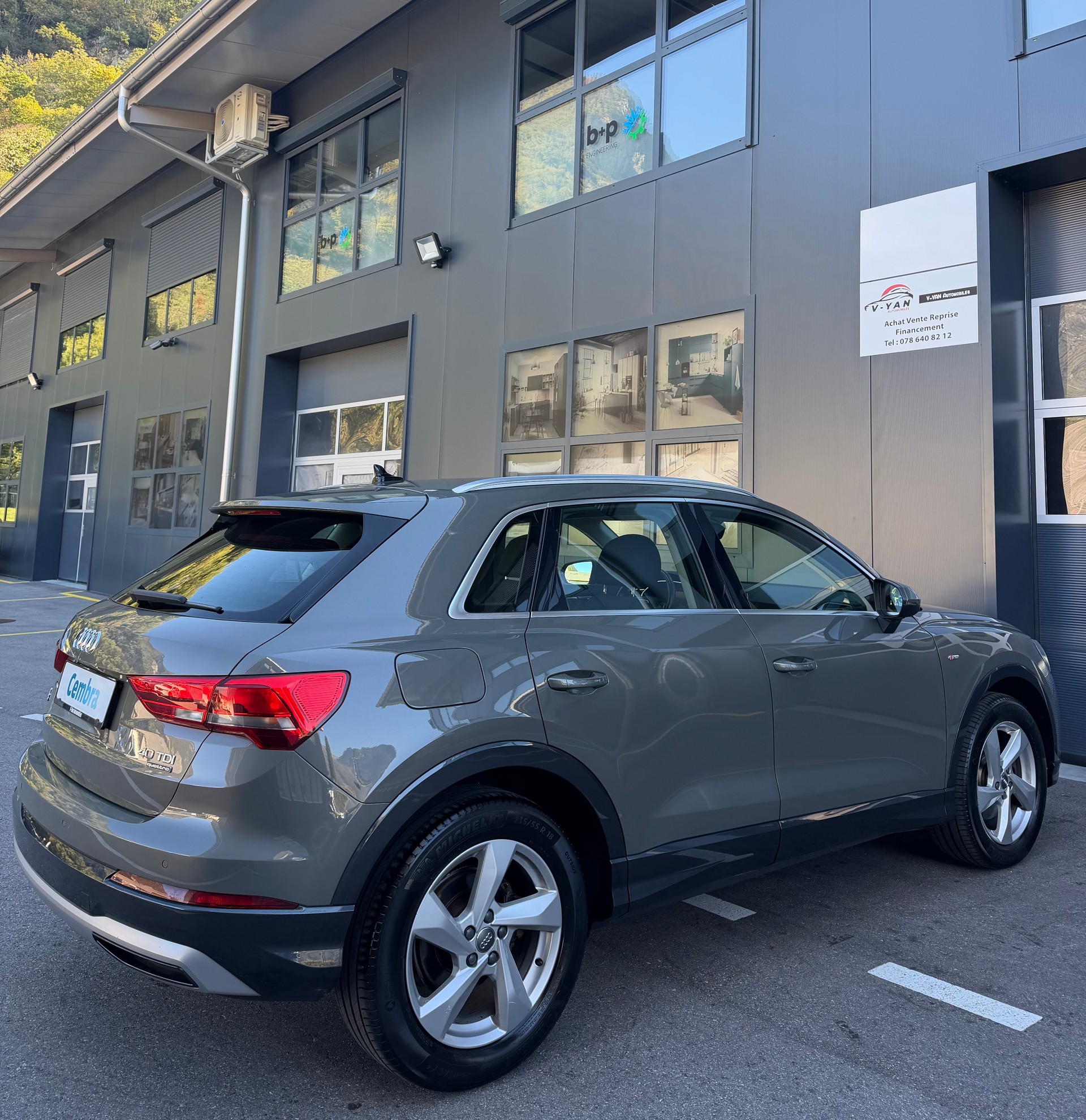 AUDI Q3 40 TDI advanced Attraction quattro S-tronic-image-6