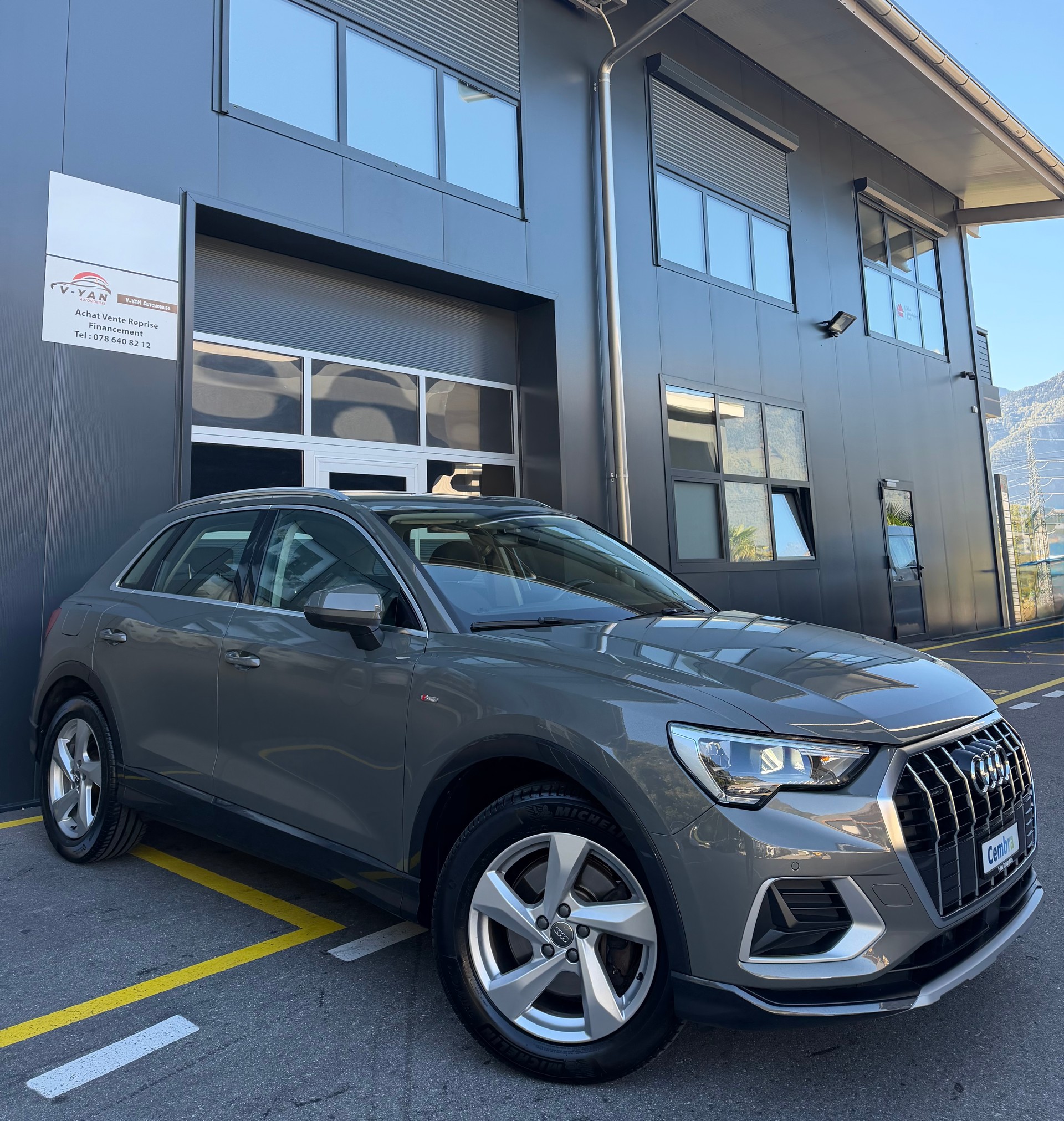 AUDI Q3 40 TDI advanced Attraction quattro S-tronic-image-1