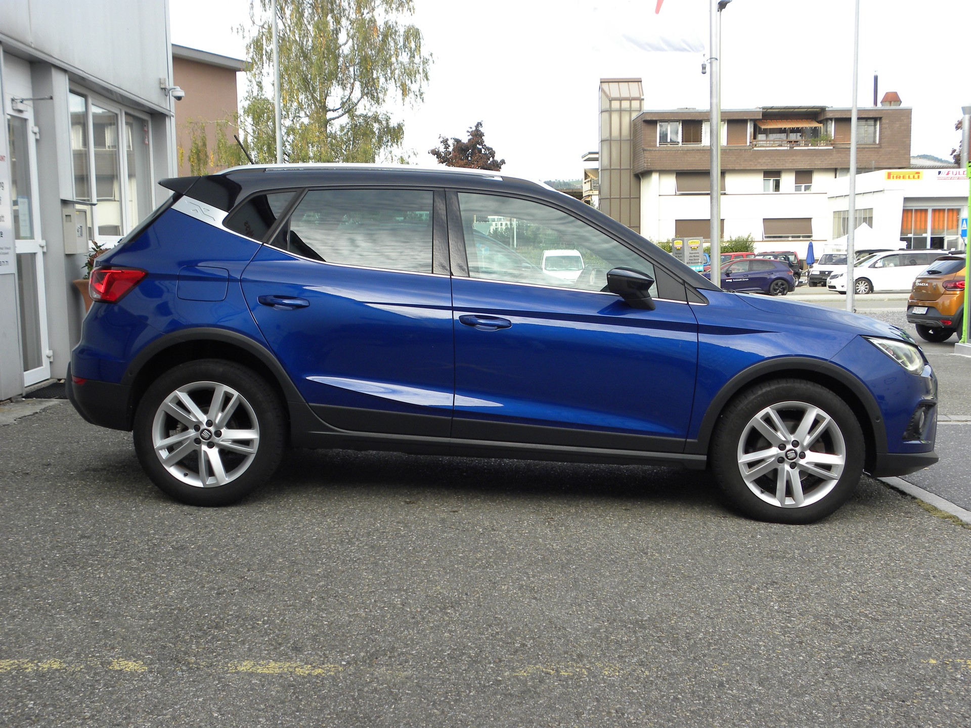 SEAT Arona 1.0 TSI Eco DSG FR-image-2