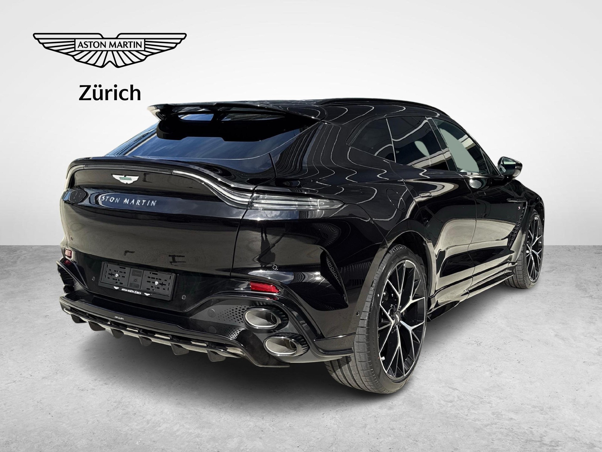 ASTON MARTIN DBX S 4.0 V8 Bi-Turbo-image-5