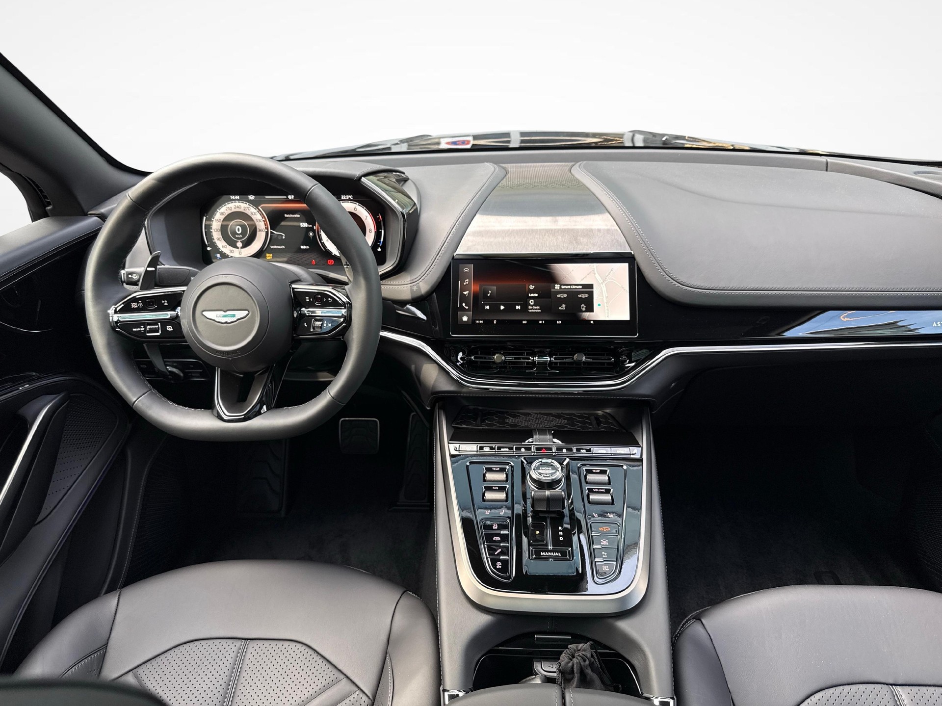 ASTON MARTIN DBX S 4.0 V8 Bi-Turbo-image-8